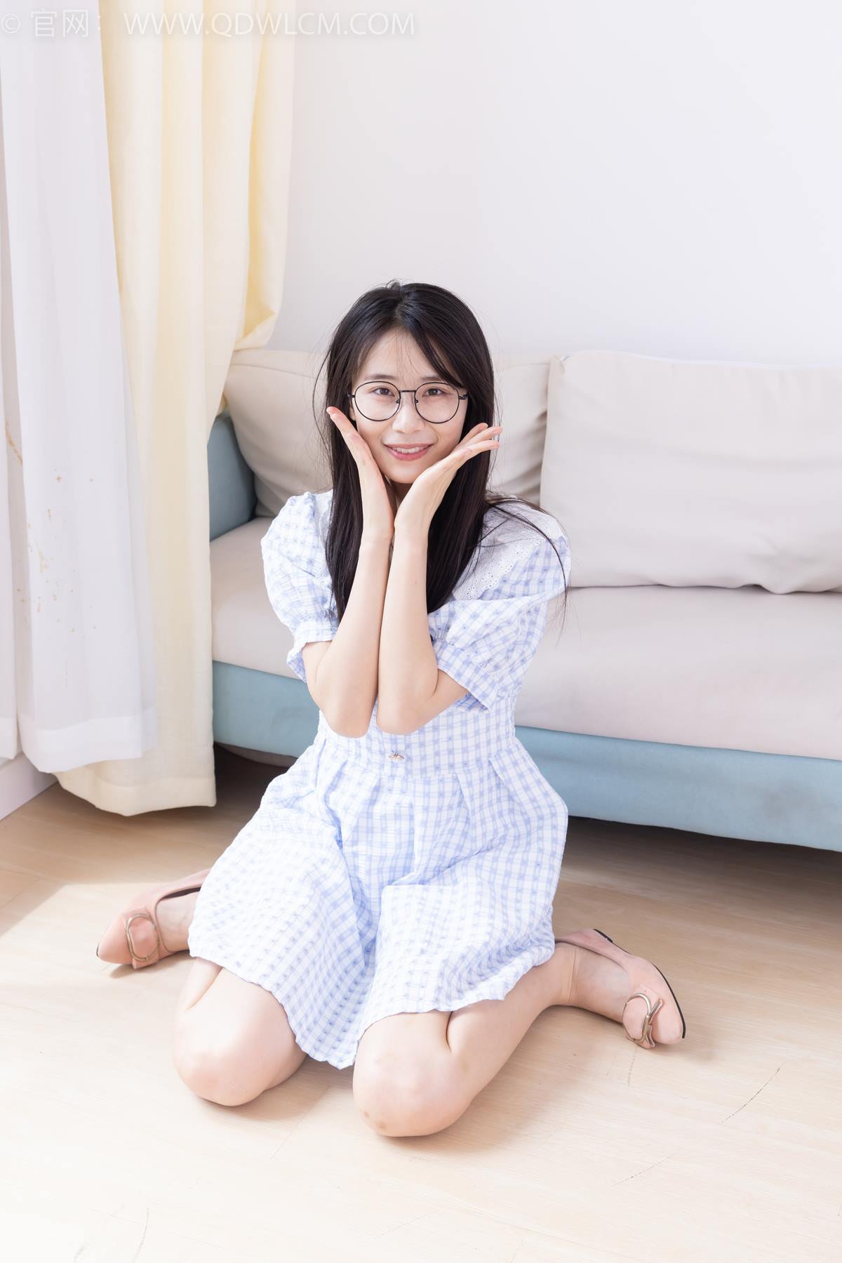 图片[4]-精选勿恋传媒 NO.2356 菜菜-平底鞋、拖鞋、短肉丝、裸足[120P]-草丛看图