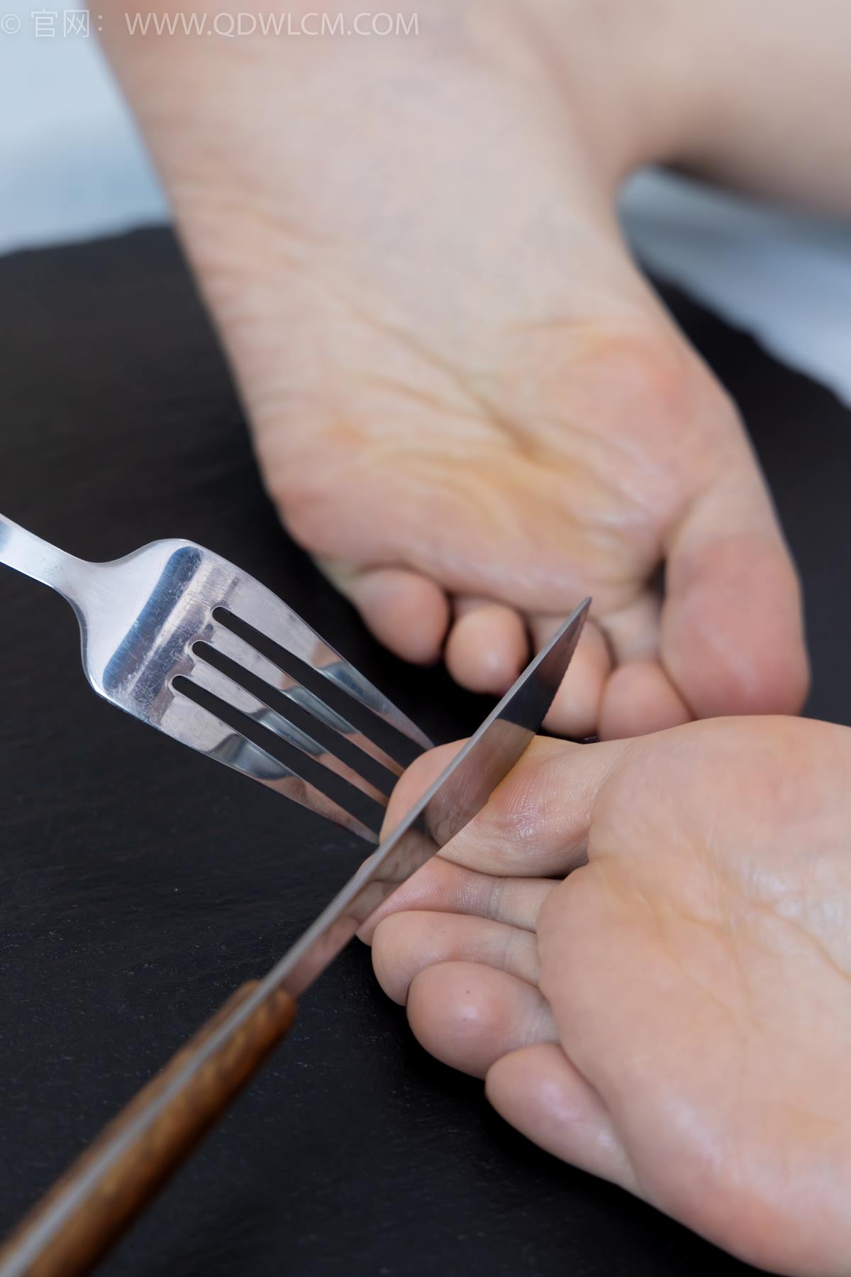 图片[2]-精选勿恋传媒 NO.2382 嘟嘟-平底凉鞋、白船袜、裸足、jk至服、裸足[138P]-草丛看图