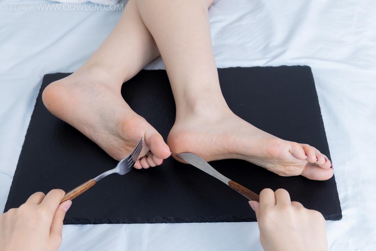 图片[4]-精选勿恋传媒 NO.2382 嘟嘟-平底凉鞋、白船袜、裸足、jk至服、裸足[138P]-草丛看图