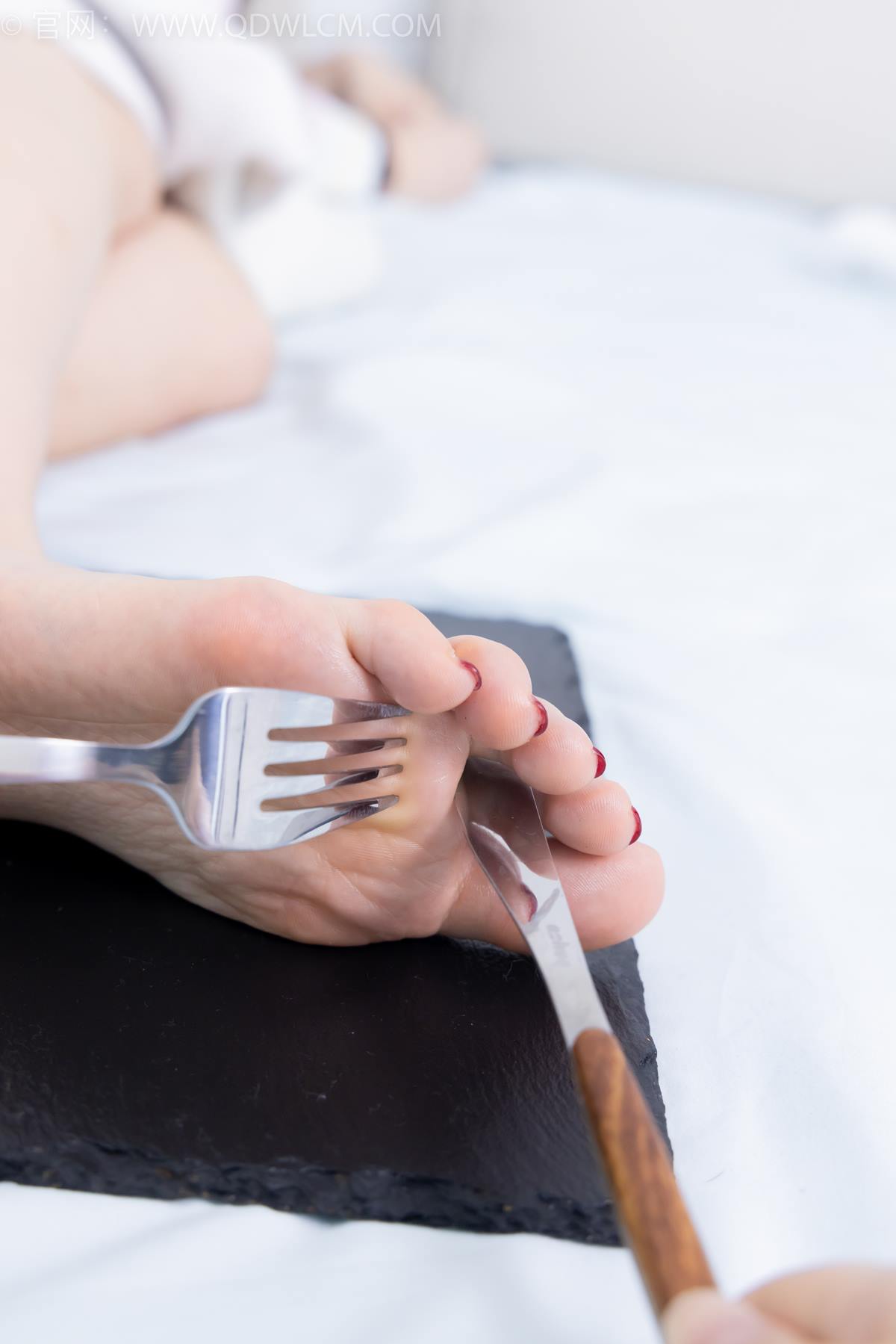 图片[8]-精选勿恋传媒 NO.2382 嘟嘟-平底凉鞋、白船袜、裸足、jk至服、裸足[138P]-草丛看图