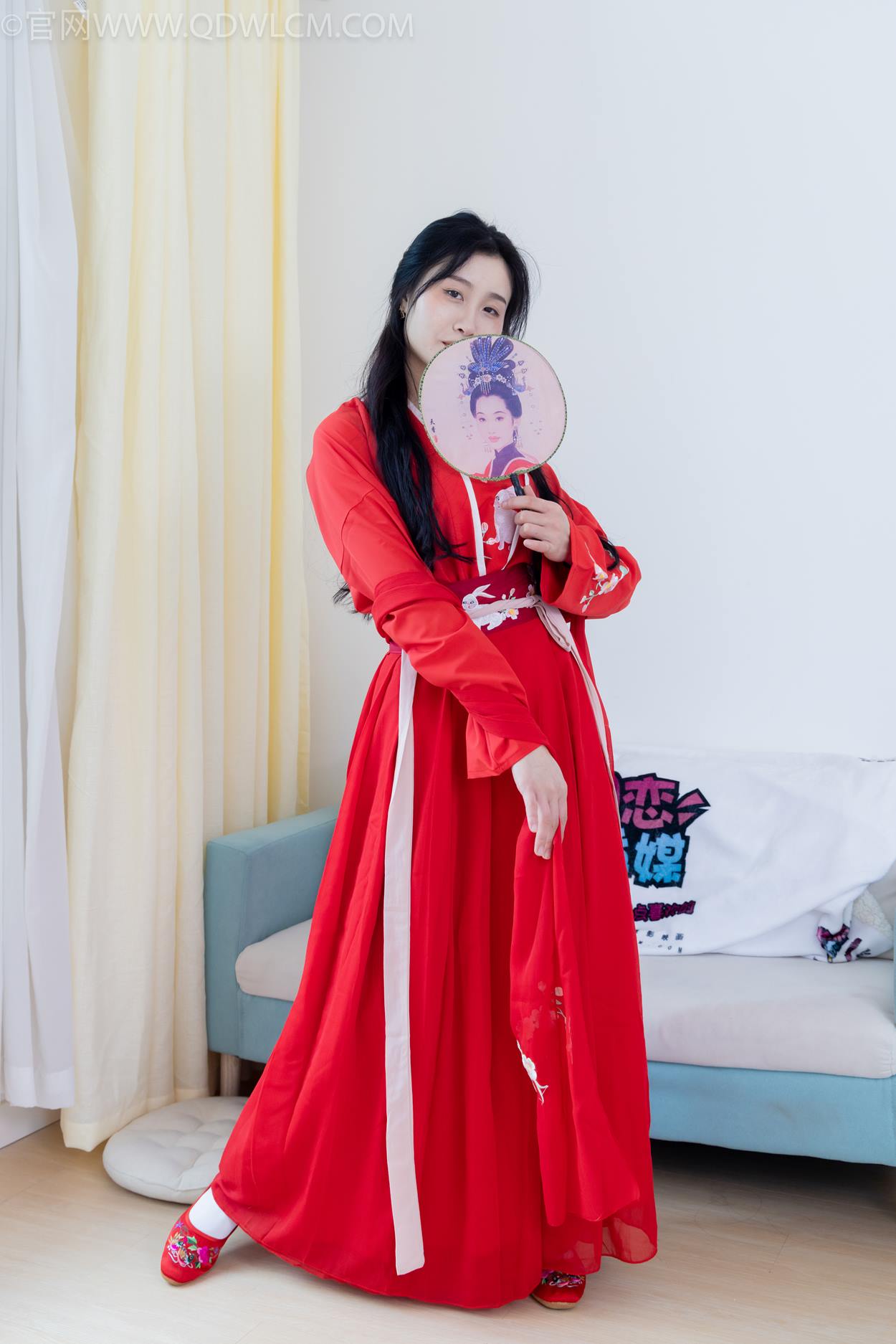 图片[1]-精选勿恋传媒 NO.2328 绒绒-汉服、布鞋、白棉袜、红色船袜[146P]-草丛看图