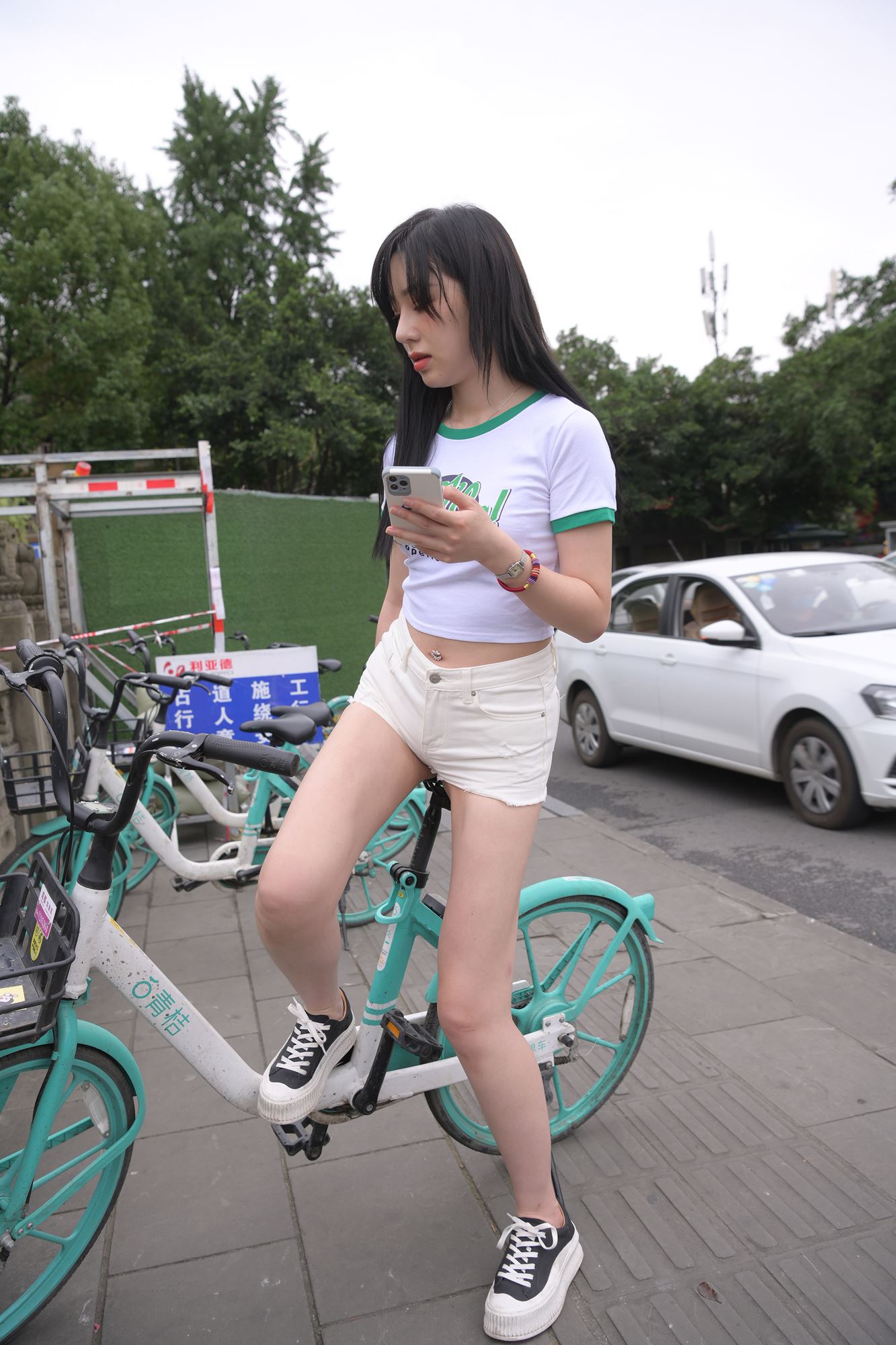 图片[1]-精选精选街拍作品 NO.1696 魂魂街拍作品 – 吹过你吹过的晚风[84P]-草丛看图