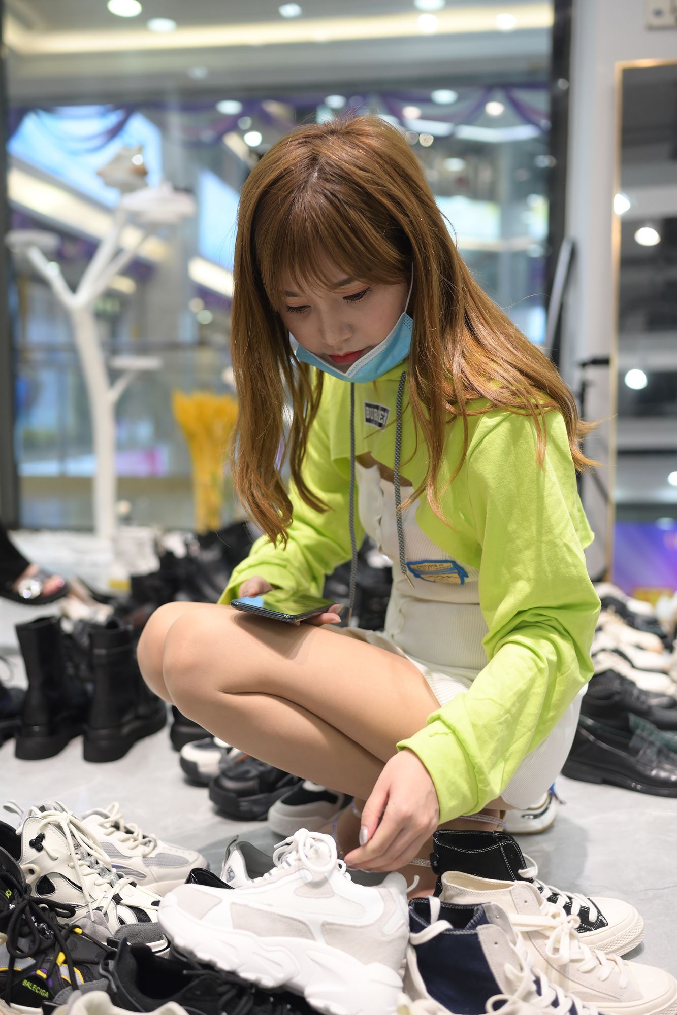 图片[6]-精选精选街拍作品 NO.1675 程生街拍作品 – 江边的安娜[84P]-草丛看图