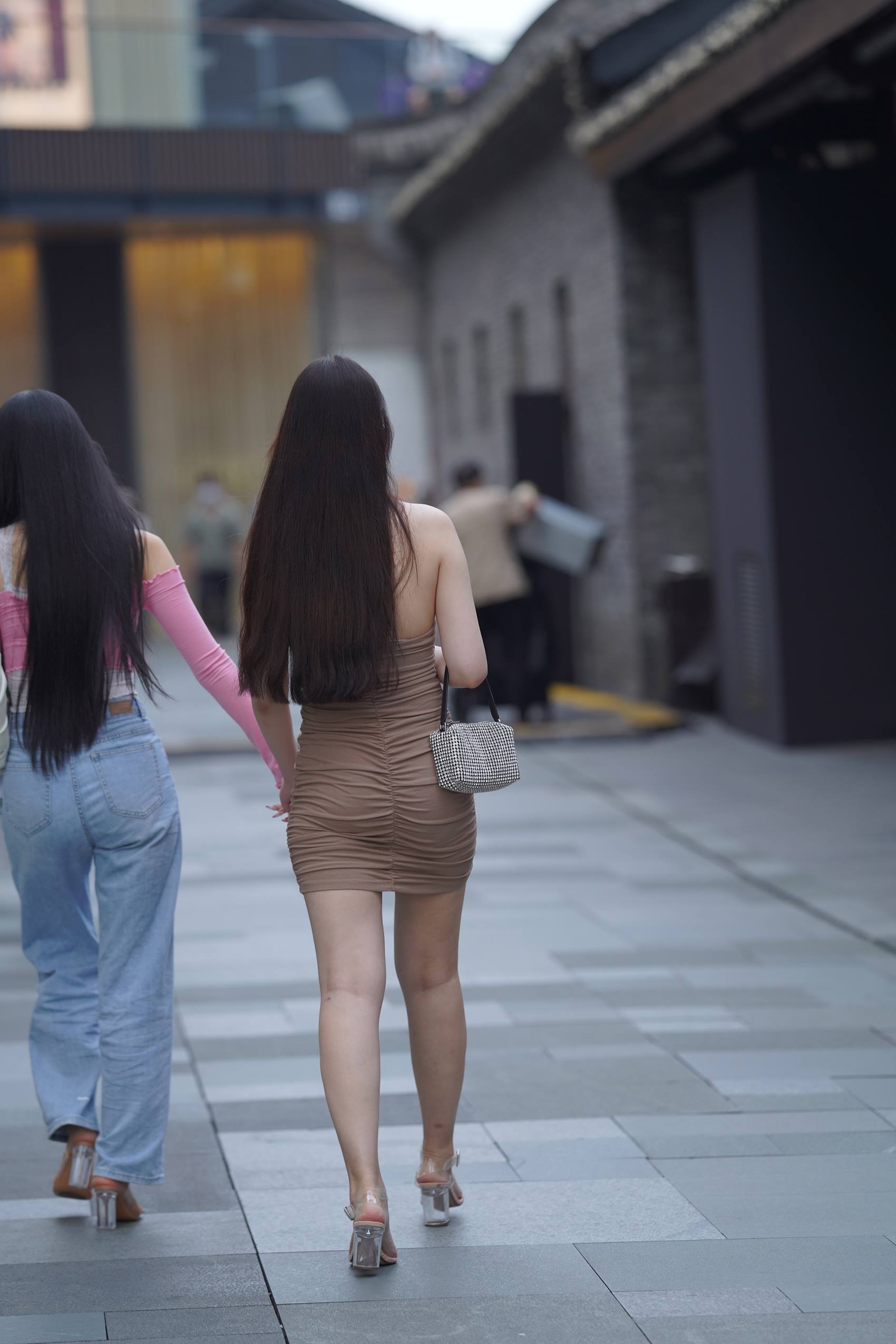 图片[7]-精选精选街拍作品 NO.1846 白皙短裙美眉[48P]-草丛看图