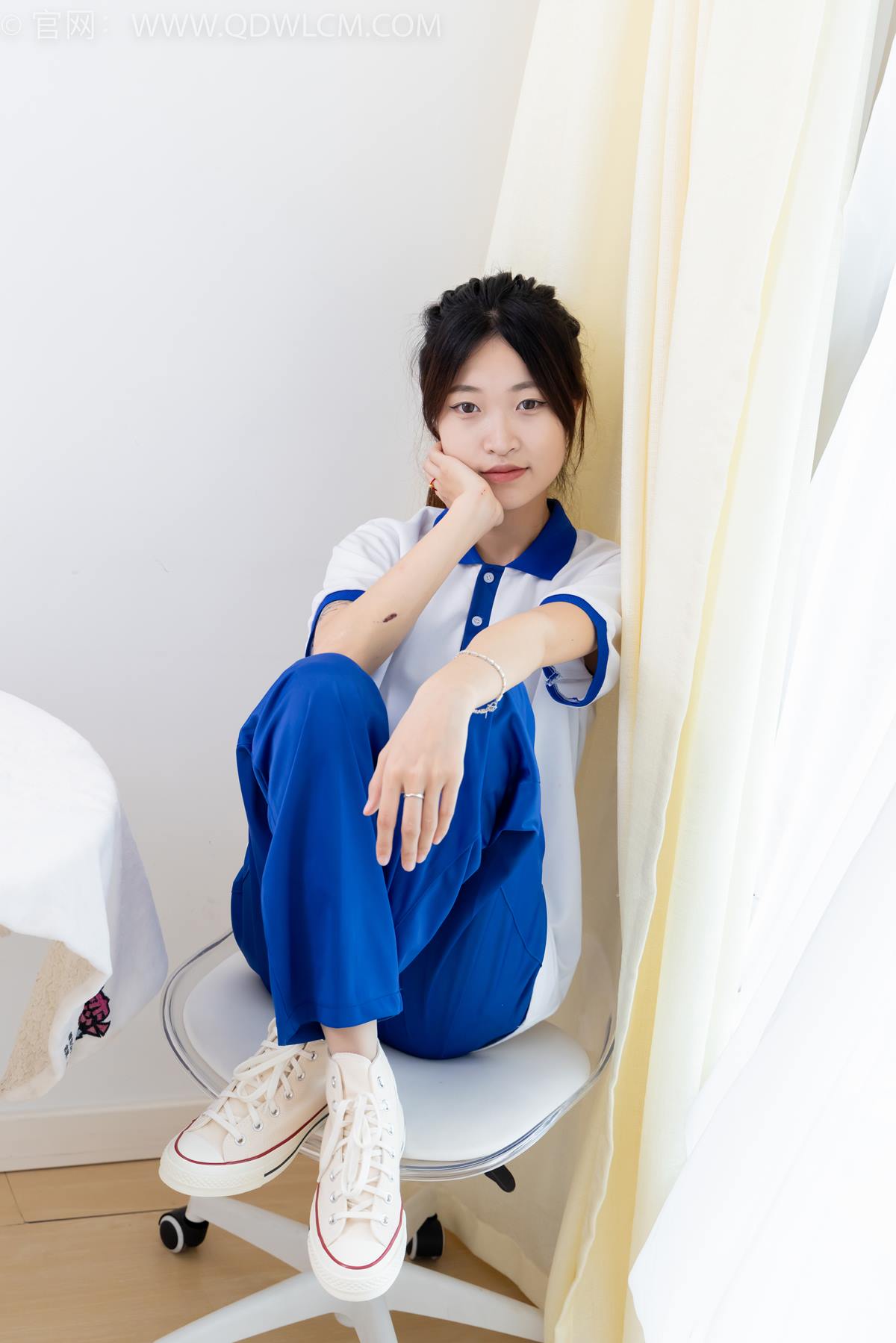 图片[3]-精选勿恋传媒 NO.2387 小夏-帆布鞋、白短棉袜、薄肉丝、校服[118P]-草丛看图