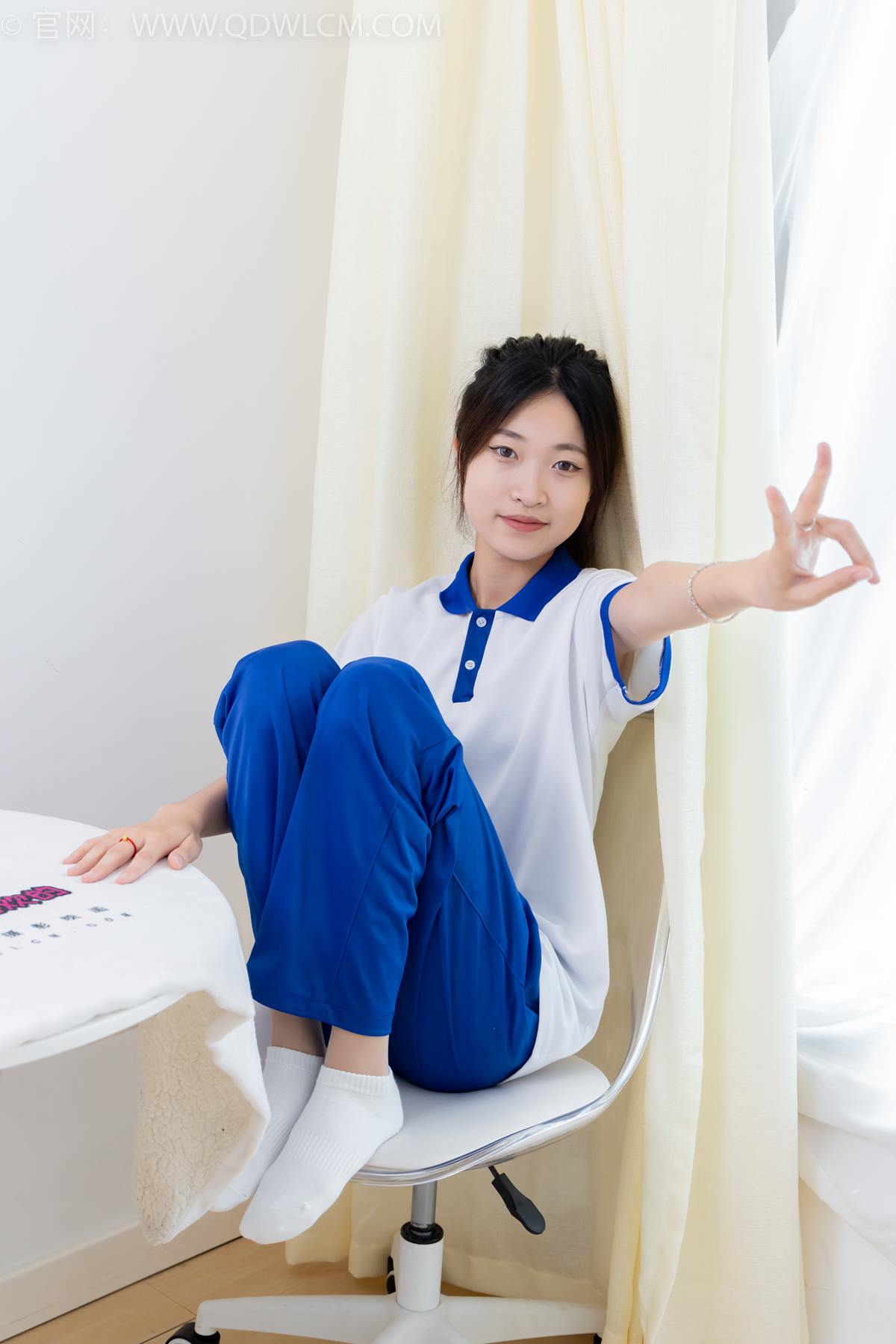 图片[7]-精选勿恋传媒 NO.2387 小夏-帆布鞋、白短棉袜、薄肉丝、校服[118P]-草丛看图