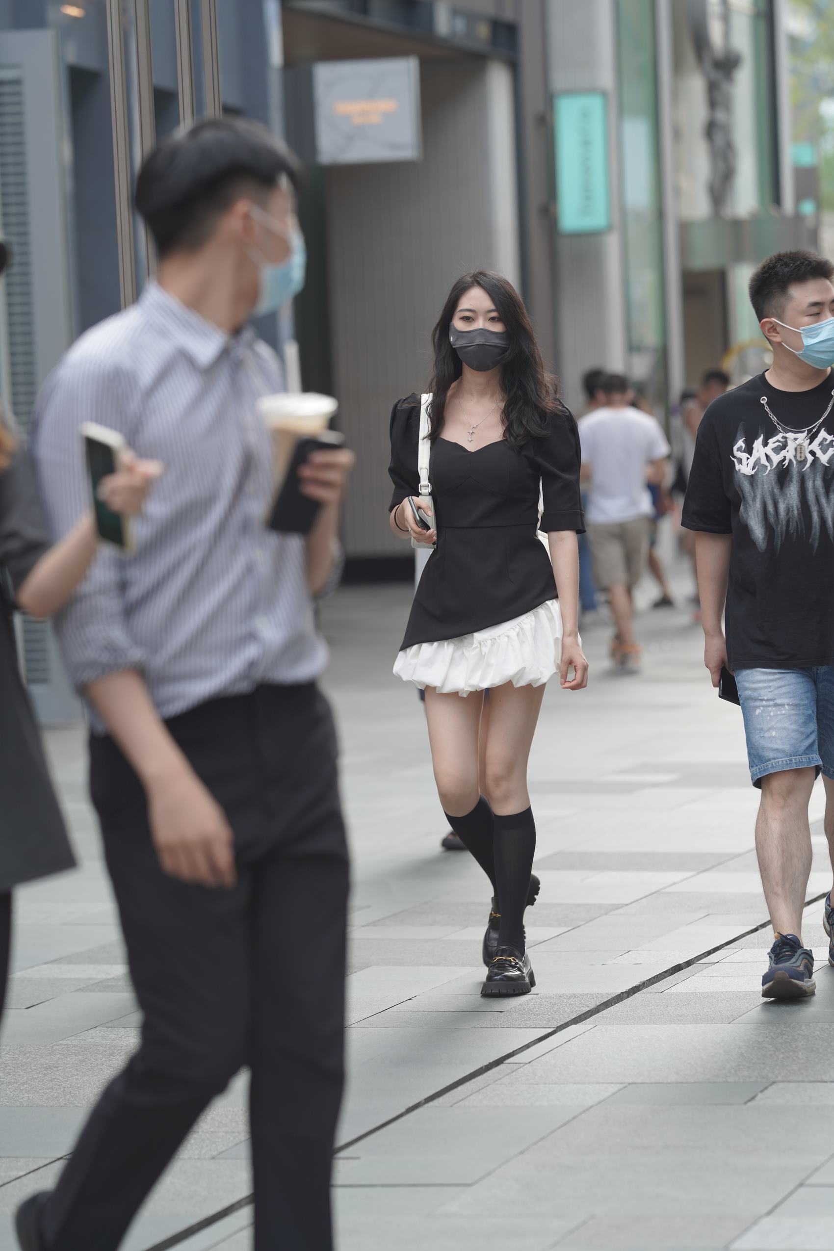 图片[2]-精选精选街拍作品 NO.1765 圆润翘臀 [69P]-草丛看图