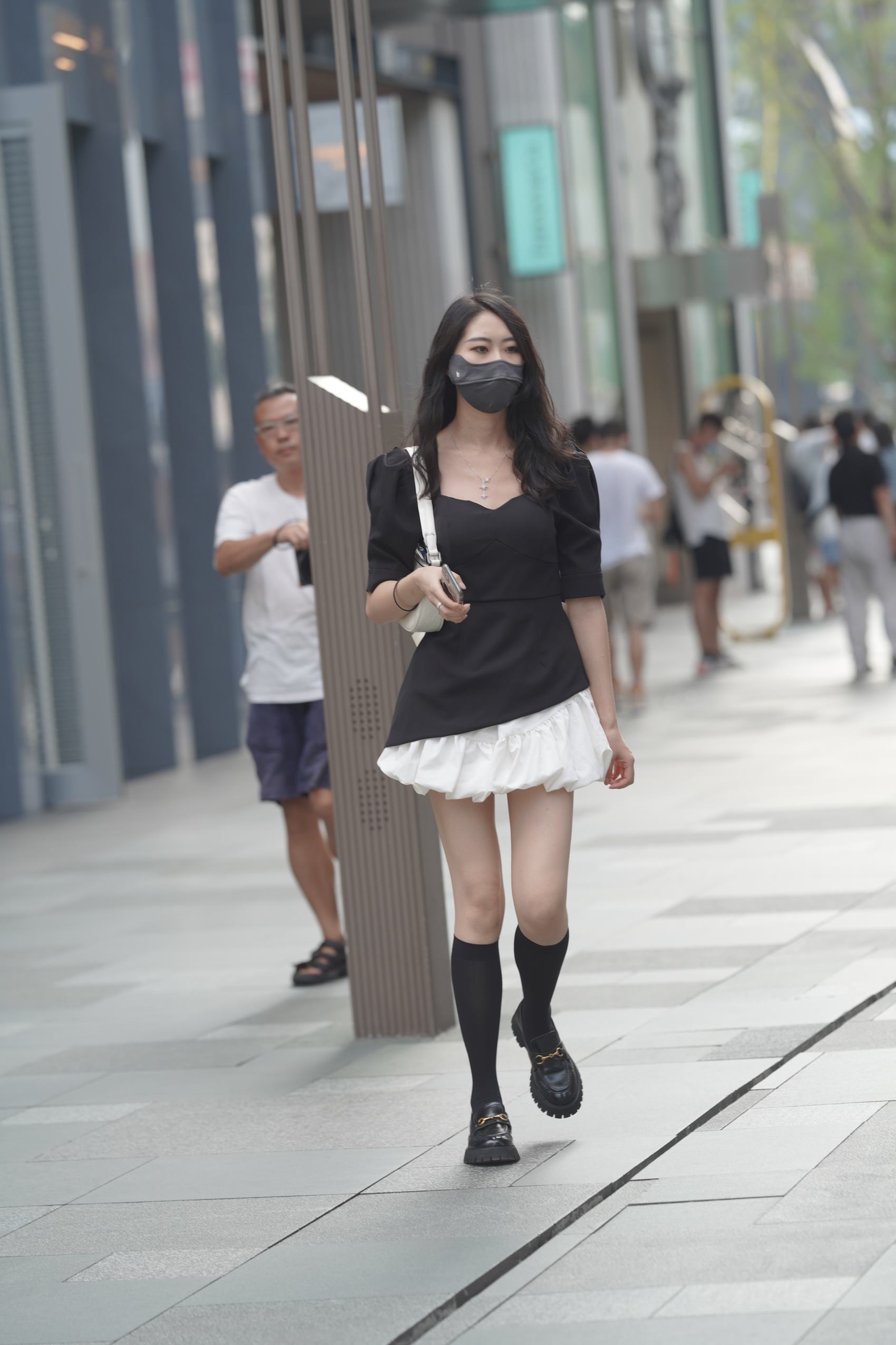 图片[5]-精选精选街拍作品 NO.1765 圆润翘臀 [69P]-草丛看图