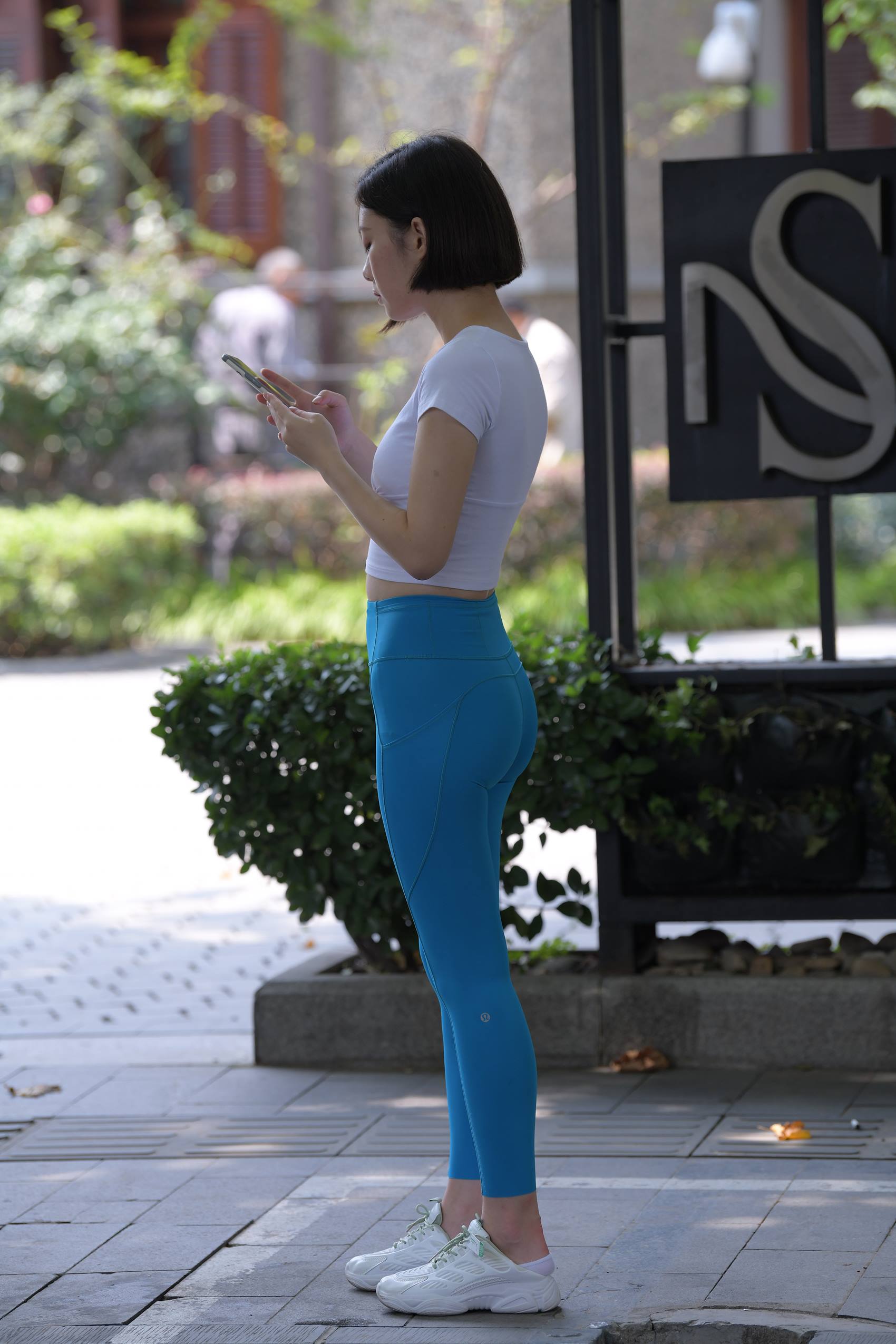 图片[3]-精选精选街拍作品 NO.1840 一只麋鹿摄影作品 – not to me[72P]-草丛看图