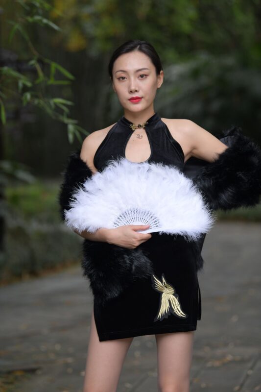 精选精选街拍作品 1633 一始街拍作品 – 独坐幽篁里[108P]-草丛看图