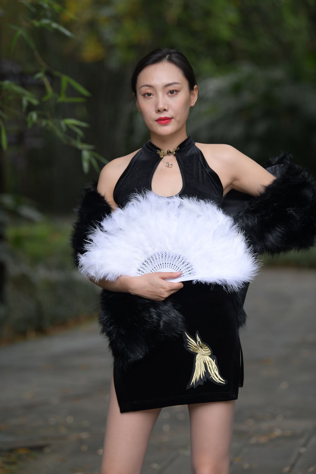 图片[1]-精选精选街拍作品 1633 一始街拍作品 – 独坐幽篁里[108P]-草丛看图