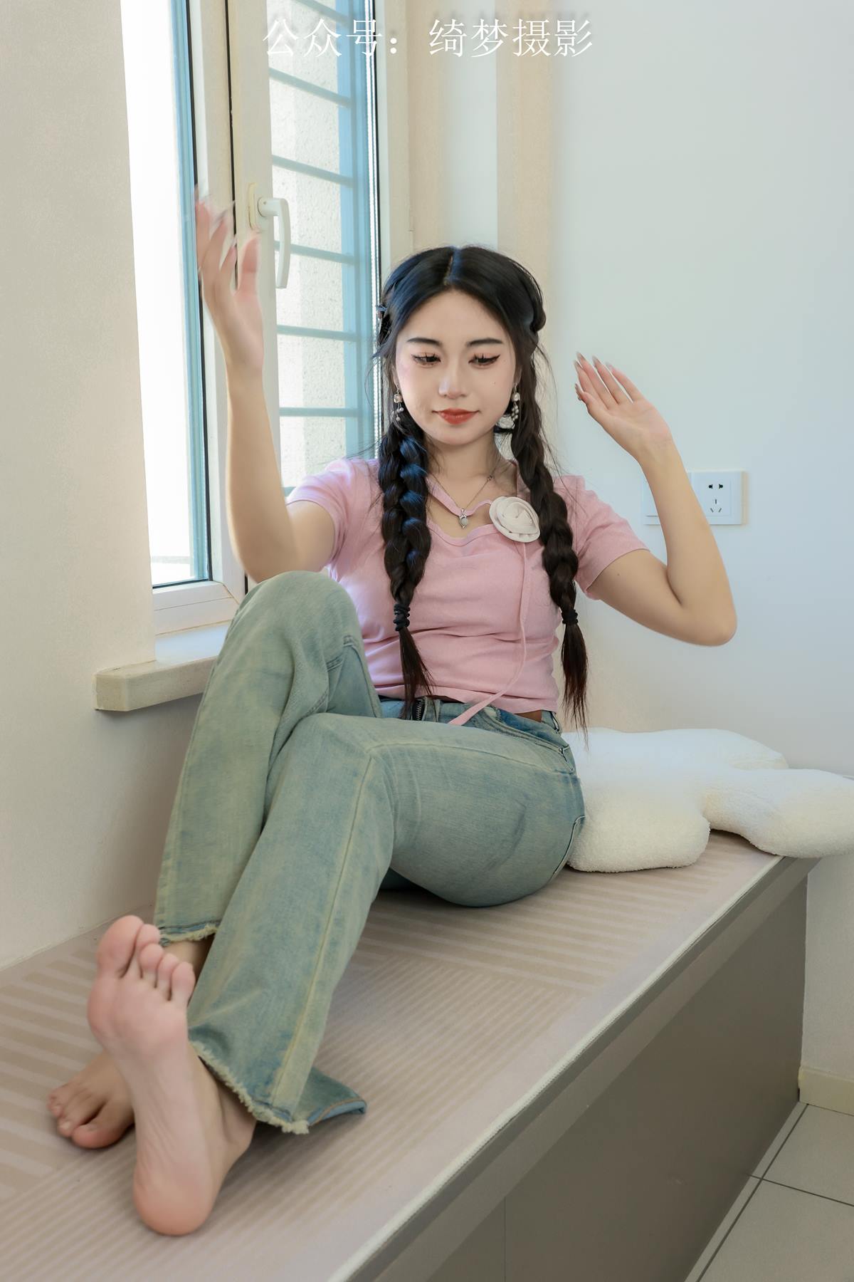 图片[2]-精选绮梦摄影 2024.09.14 NO.023 涵涵 珍藏无修无水印版[144P]-草丛看图