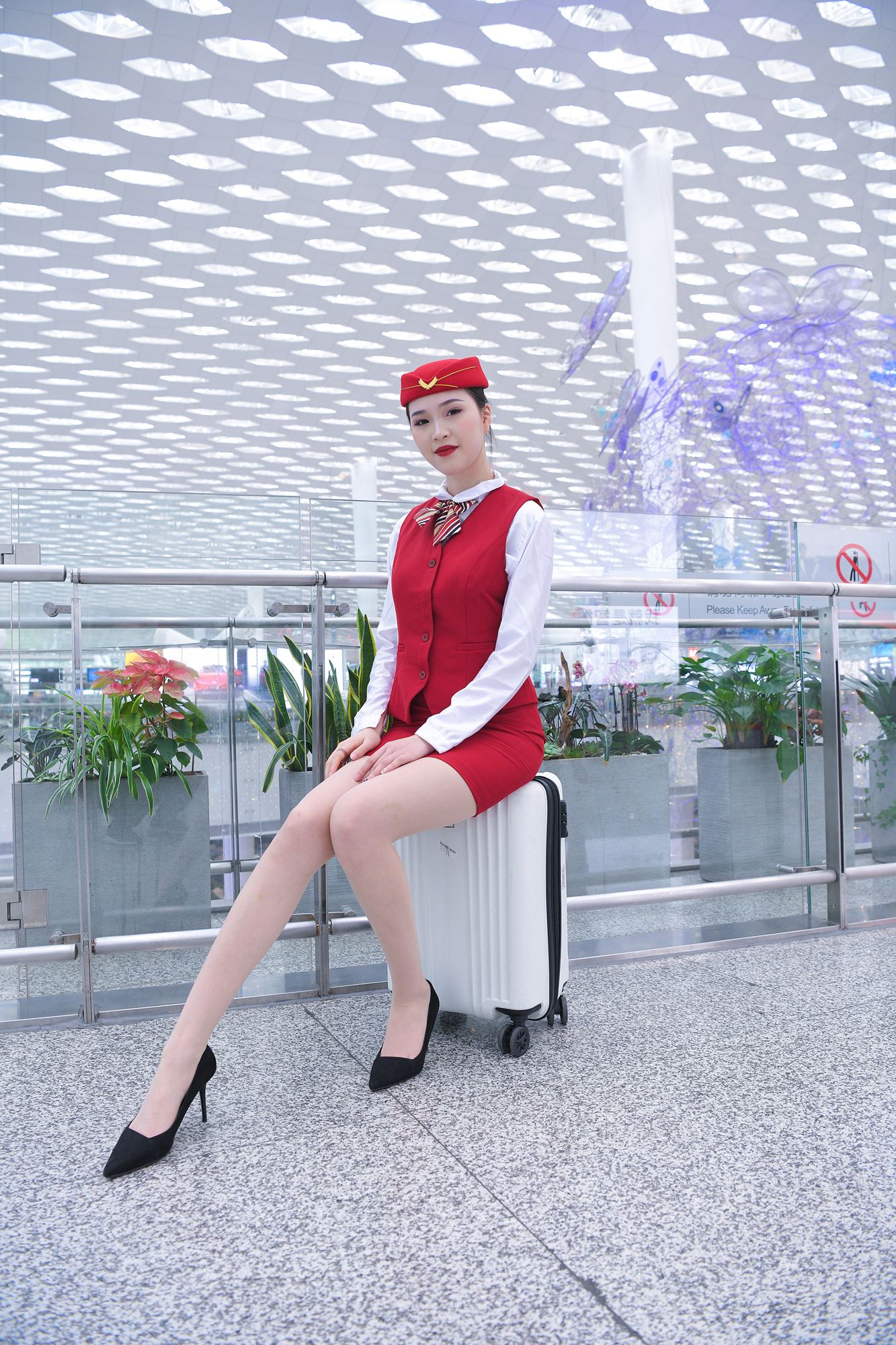 图片[2]-精选精选街拍作品 1630 摄神街拍作品 – 二表姐空姐，超薄肉丝，机场篇[84P]-草丛看图