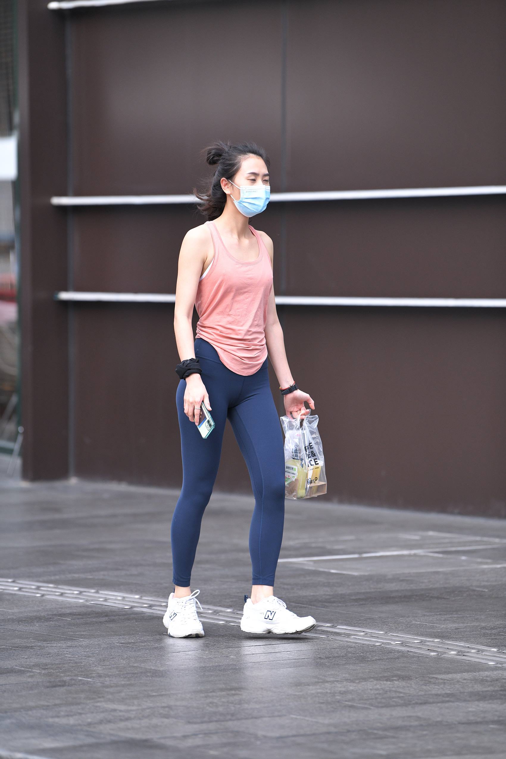 图片[3]-精选精选街拍作品 NO.1866 蓝色瑜伽裤[29P]-草丛看图