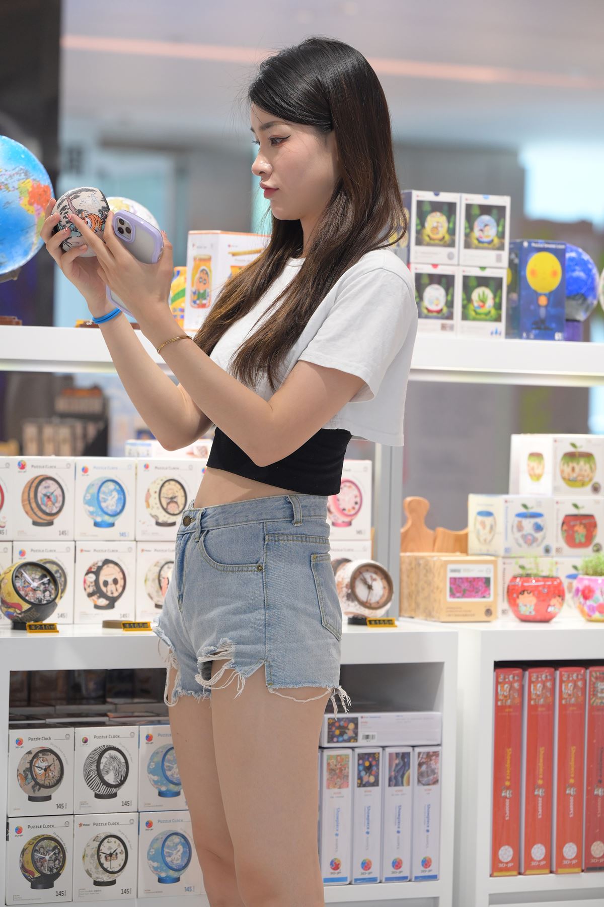 图片[3]-精选精选街拍作品 NO.1606 不吃鸡蛋街拍作品 – 热裤-浅蓝[104P]-草丛看图