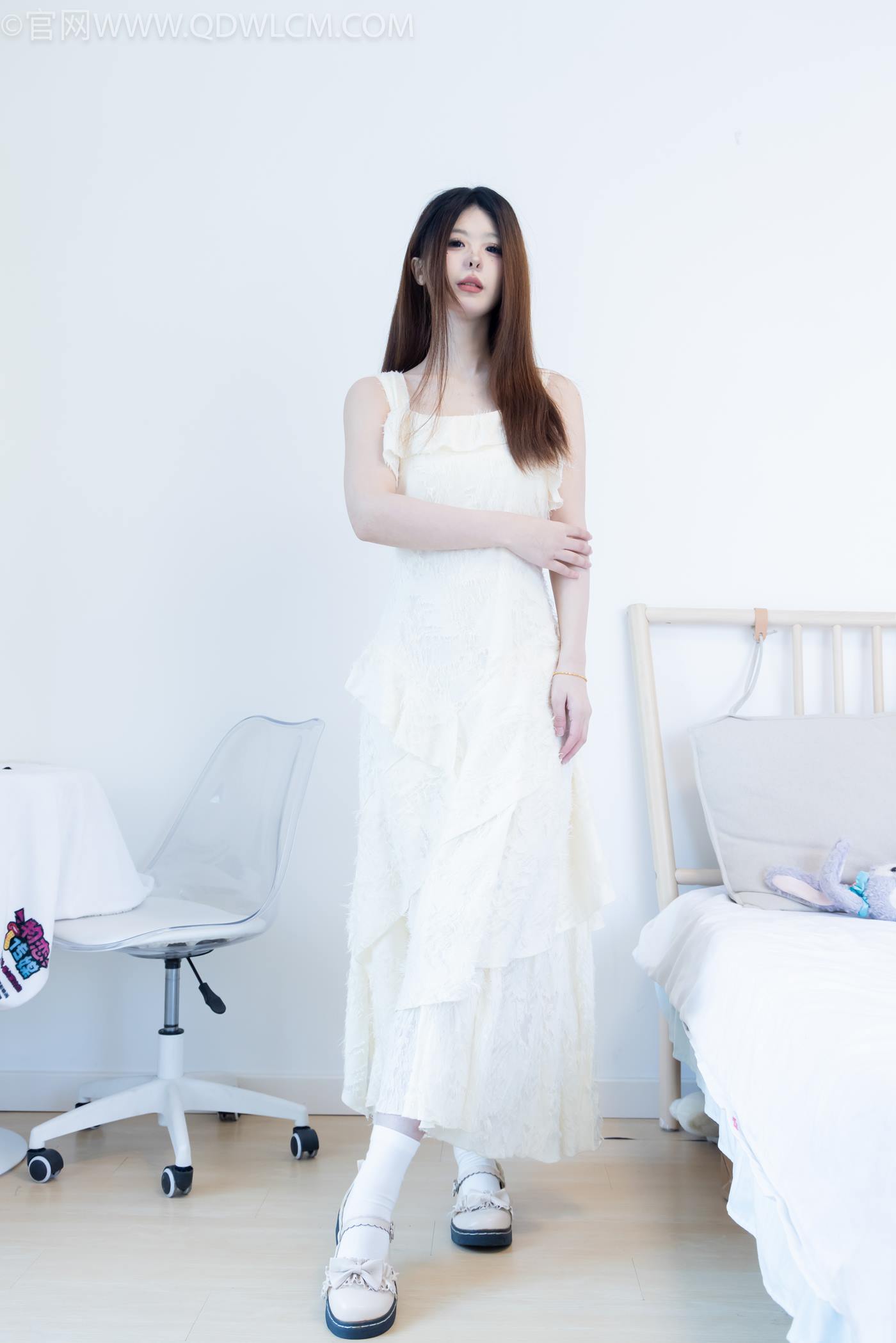 图片[6]-精选勿恋传媒 NO.2281 曲奇-皮鞋、白棉袜、裸足[157P]-草丛看图