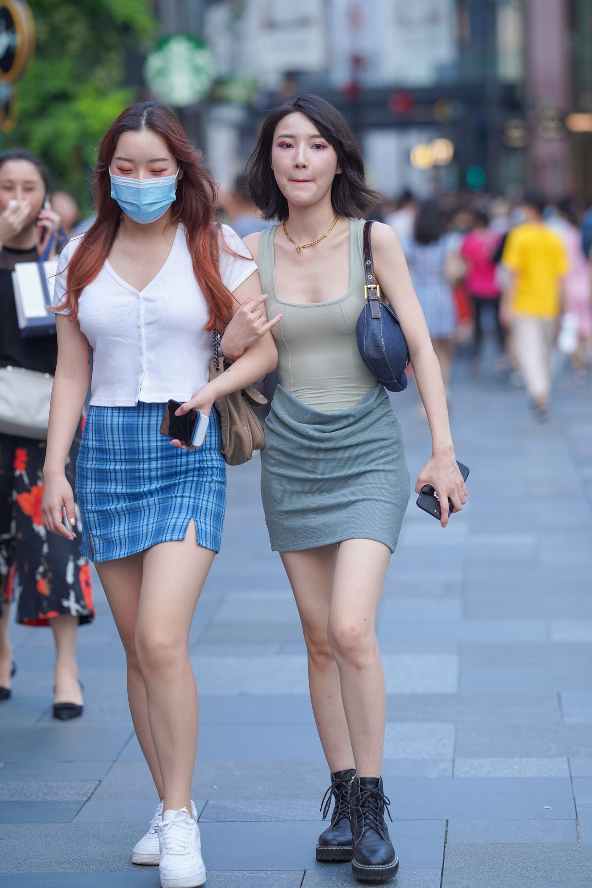 图片[2]-精选精选街拍作品 NO.1603 凯恩公爵街拍作品 – 秀气女孩[56P]-草丛看图