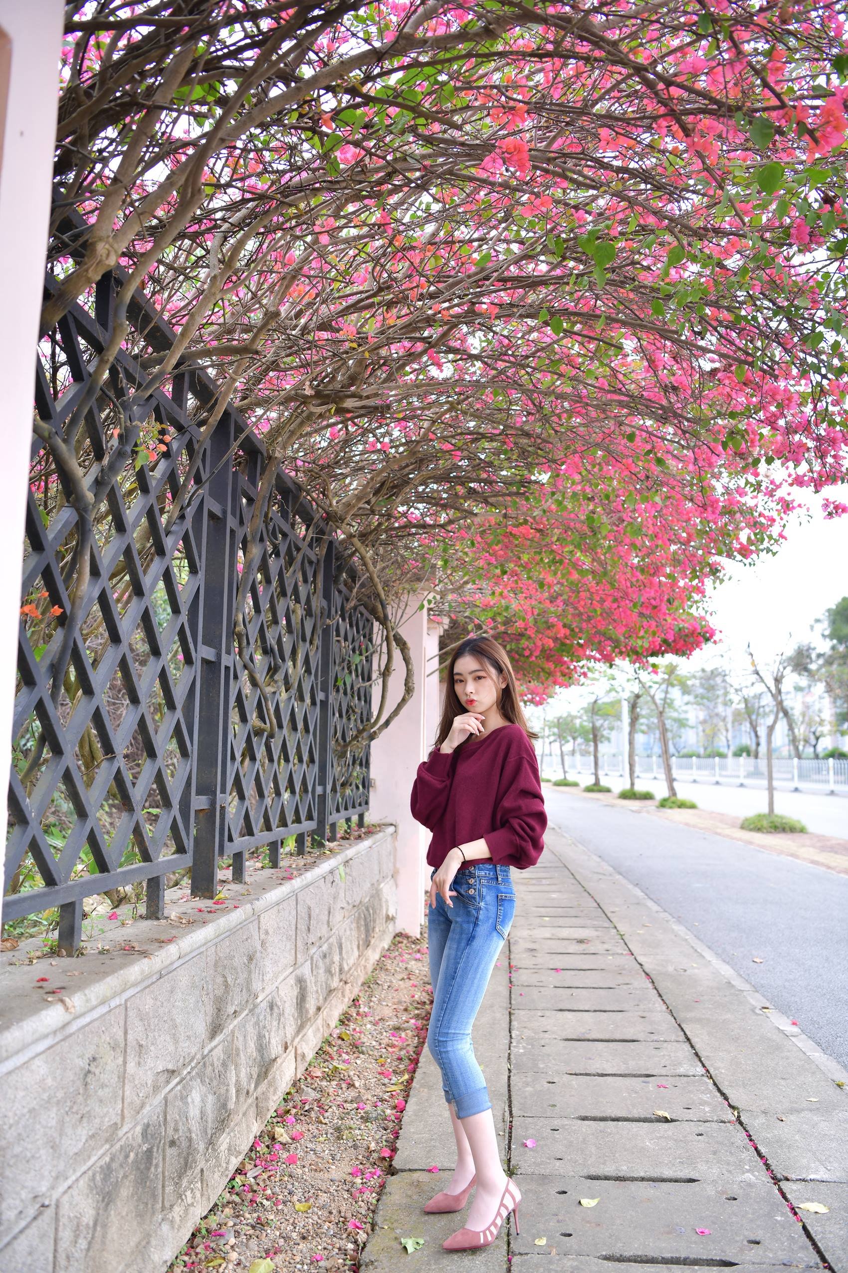 图片[2]-精选精选街拍作品 NO.1815 牛仔裤肉丝小解解[92P]-草丛看图