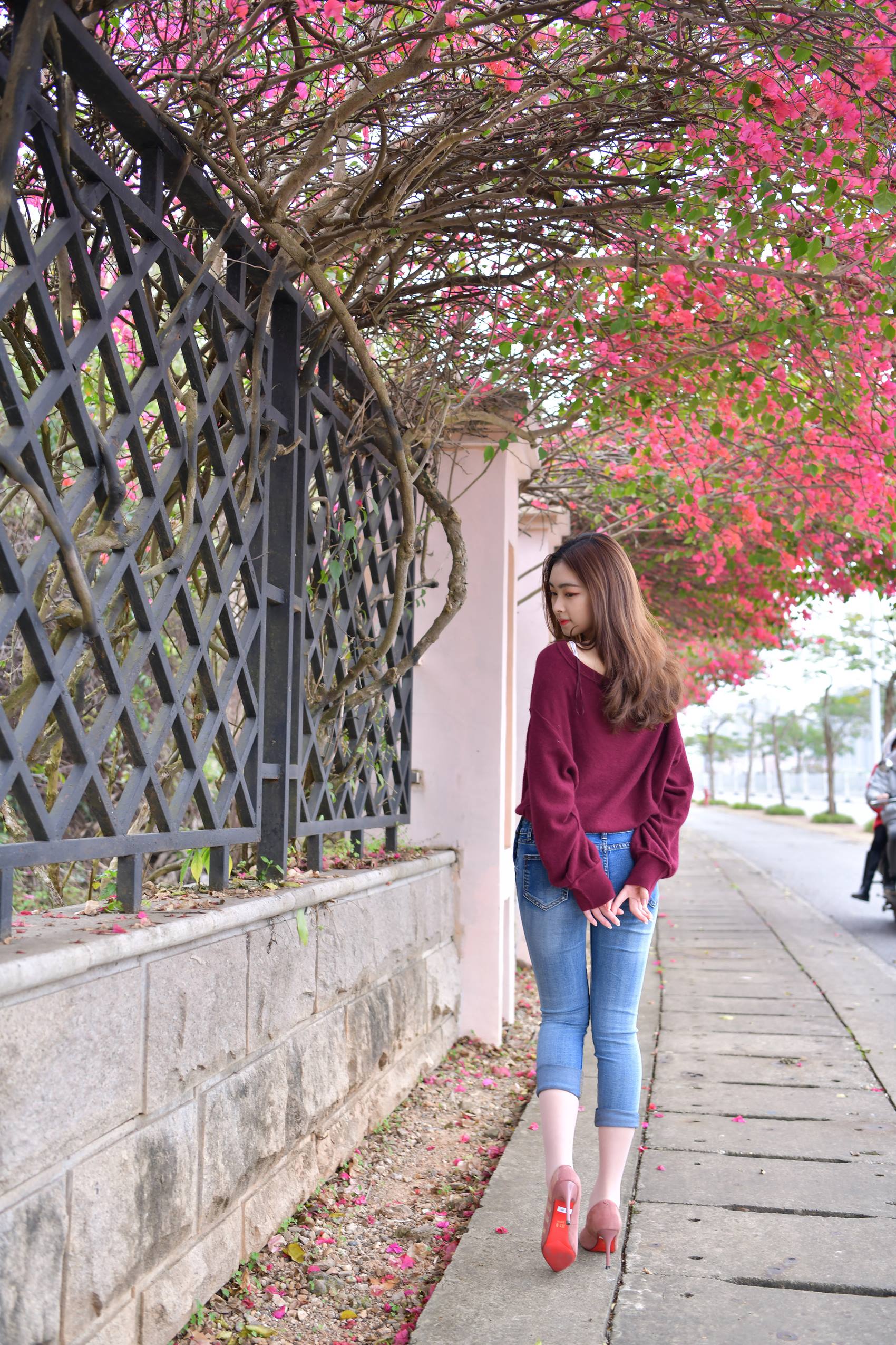 图片[5]-精选精选街拍作品 NO.1815 牛仔裤肉丝小解解[92P]-草丛看图