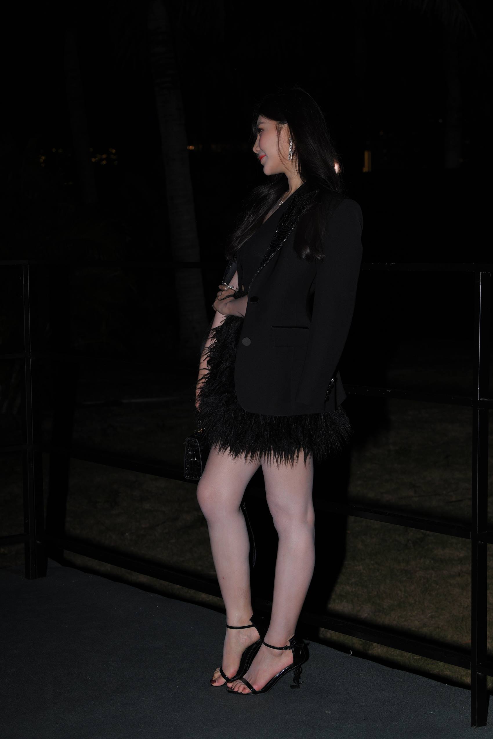 图片[7]-精选精选街拍作品 NO.1856 高跟凉鞋大白腿[72P]-草丛看图