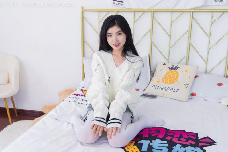 精选勿恋传媒 NO.2396 米米-马丁靴、厚白丝[94P]-草丛看图