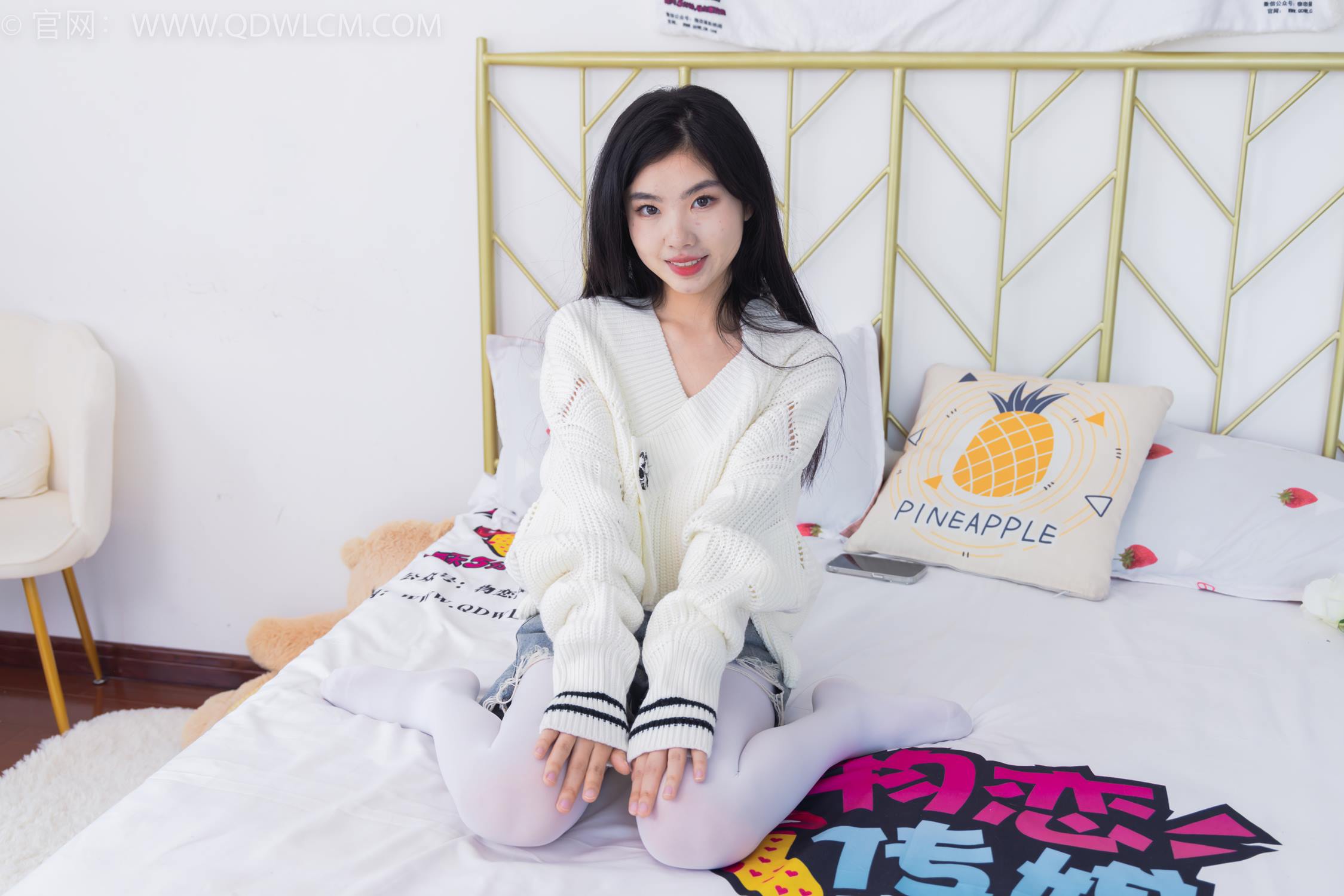 图片[1]-精选勿恋传媒 NO.2396 米米-马丁靴、厚白丝[94P]-草丛看图