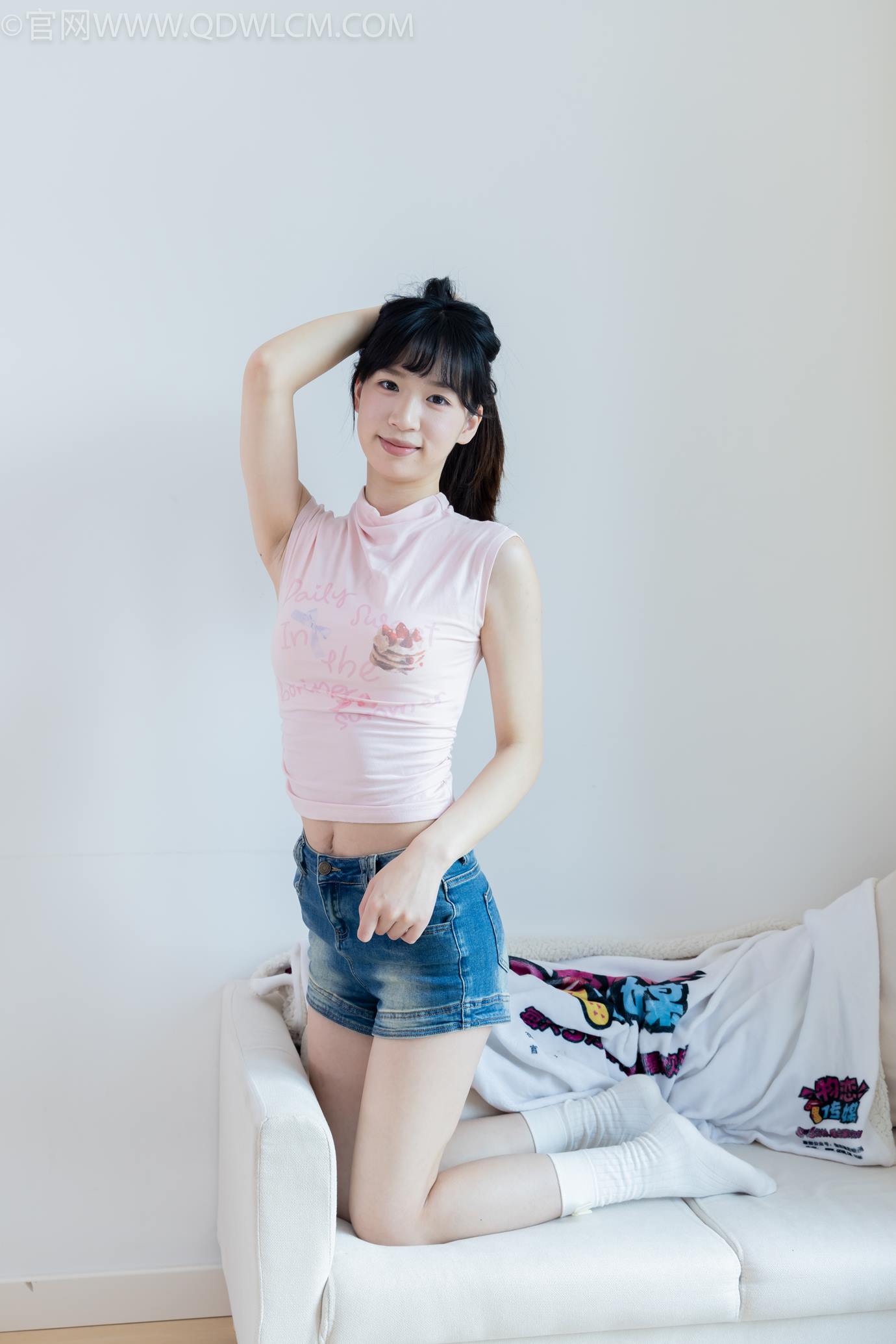 图片[3]-精选勿恋传媒 NO.2319 小左-帆布鞋、白棉袜、裸足[107P]-草丛看图