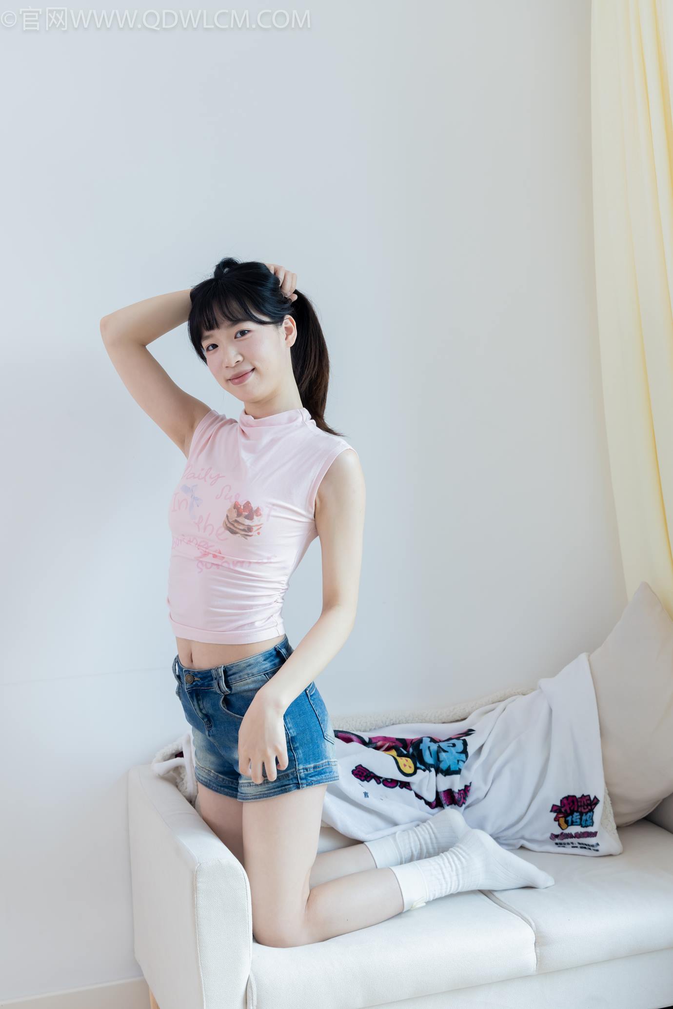 图片[5]-精选勿恋传媒 NO.2319 小左-帆布鞋、白棉袜、裸足[107P]-草丛看图