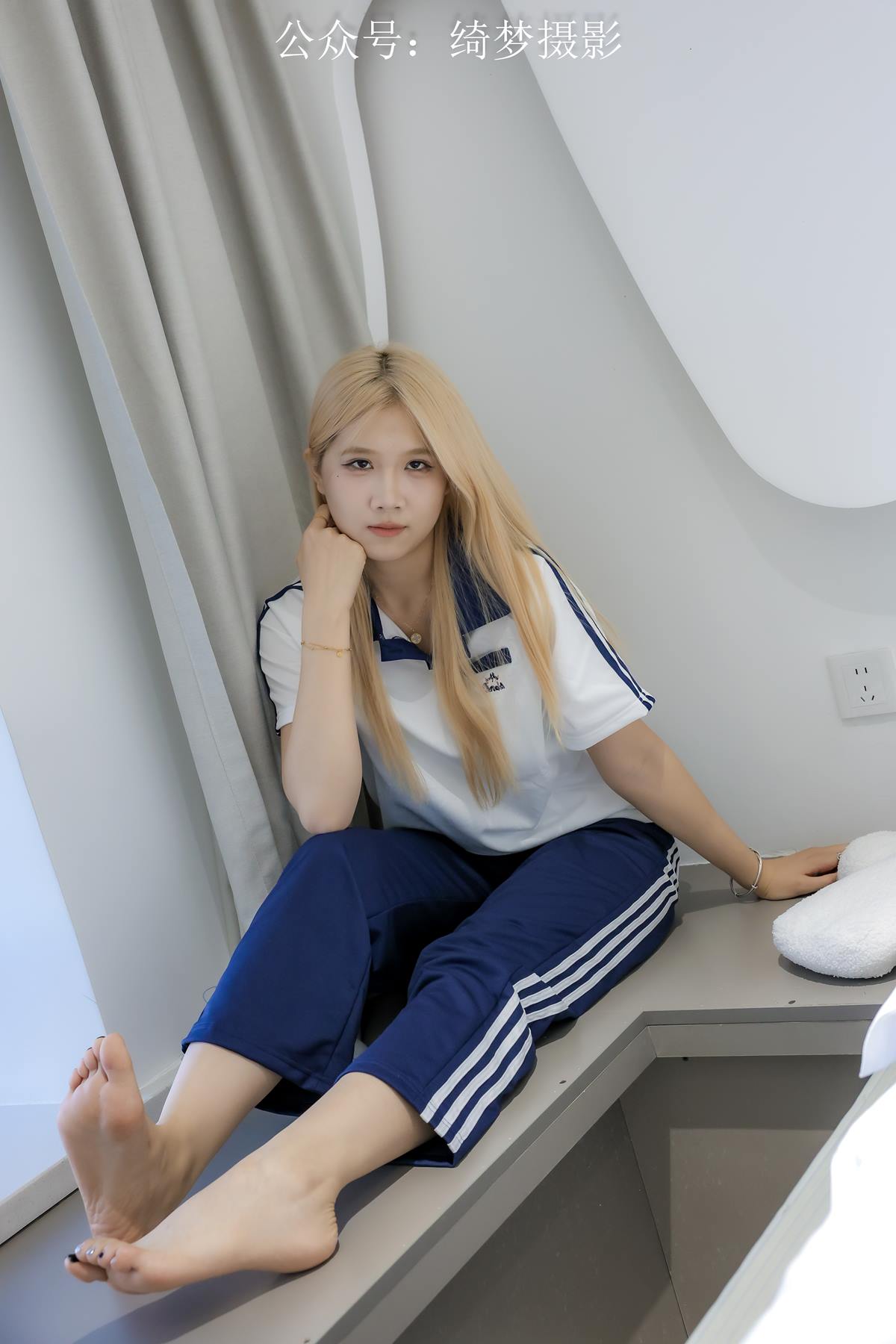 图片[2]-精选绮梦摄影 2024.09.12 NO.022 栗子 珍藏无修无水印版[115P]-草丛看图