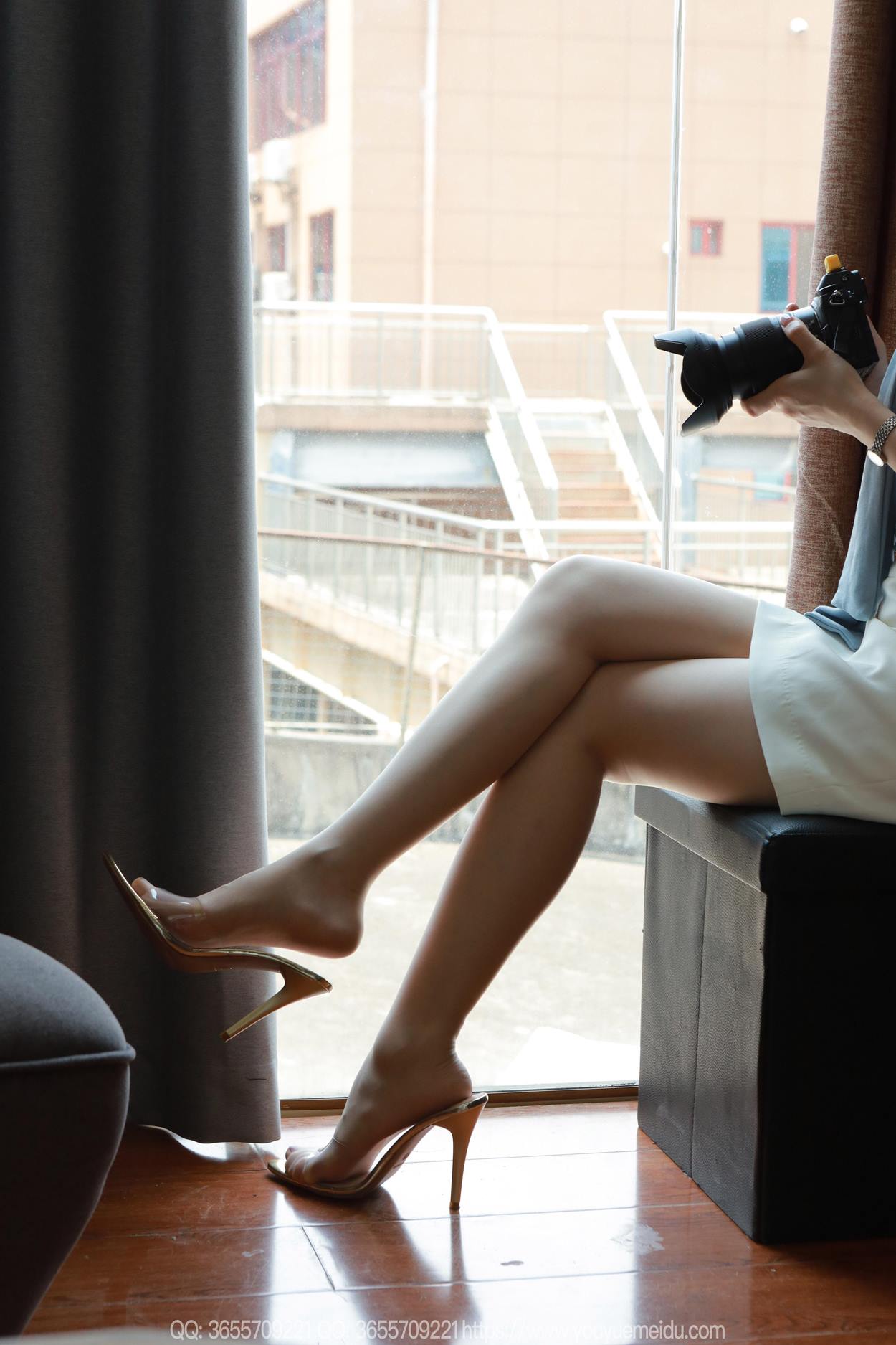 图片[6]-精选[IESS异思趣向] 2025.05.06 丝享家2046：小婕《女摄影师（下）》[73P]-草丛看图