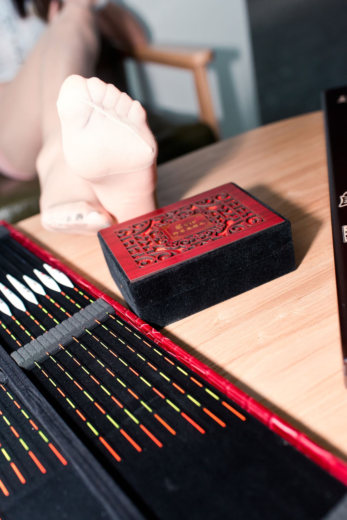 图片[3]-精选精选街拍作品 NO.1670 御风街拍作品 – 极品丝族美女销售主管之休闲篇[52P]-草丛看图