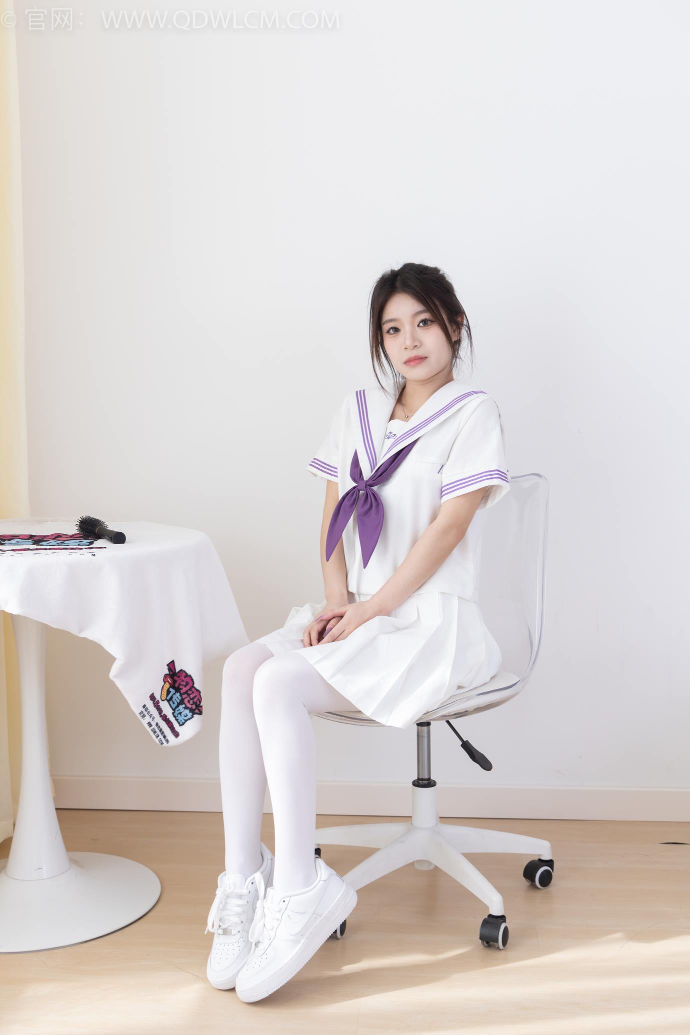 图片[6]-精选勿恋传媒 NO.2317 闪闪-板鞋、厚白丝、jk至服[102P]-草丛看图