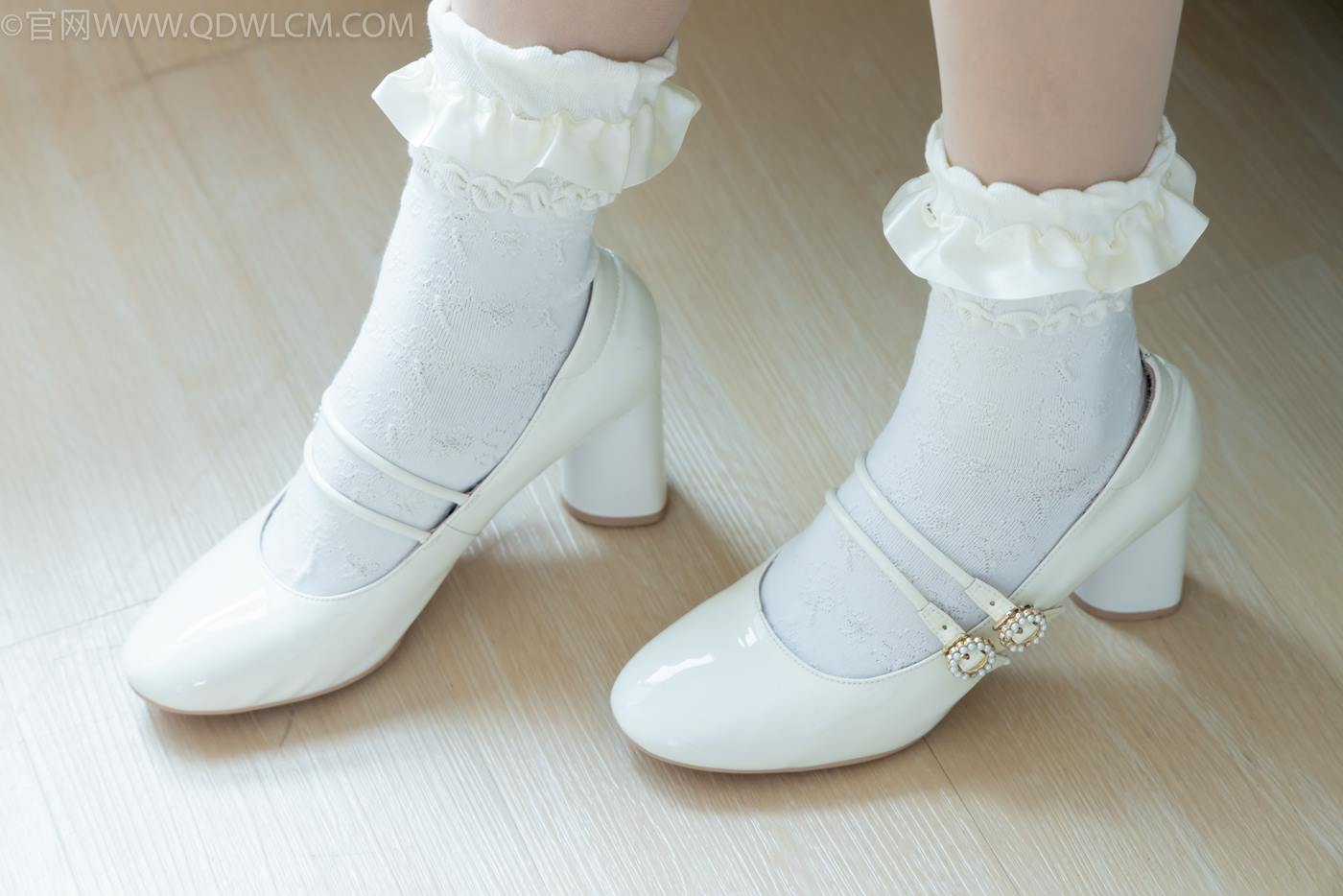 图片[6]-精选勿恋传媒 NO.2261 小影-高跟鞋、白棉袜、薄肉丝[136P]-草丛看图