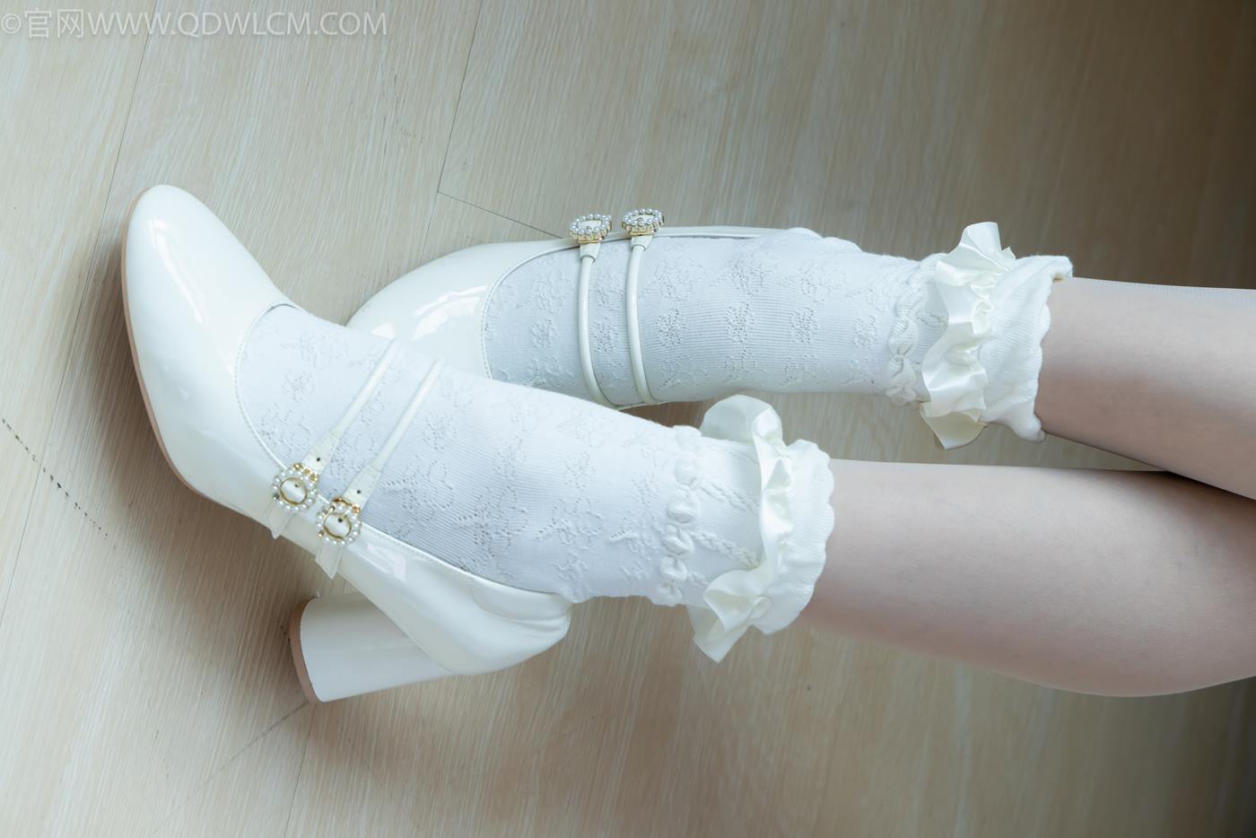 图片[8]-精选勿恋传媒 NO.2261 小影-高跟鞋、白棉袜、薄肉丝[136P]-草丛看图