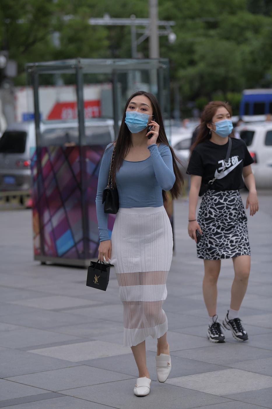 图片[4]-精选精选街拍作品 NO.1566 红石街拍作品 – 蓝色姓感[34P]-草丛看图