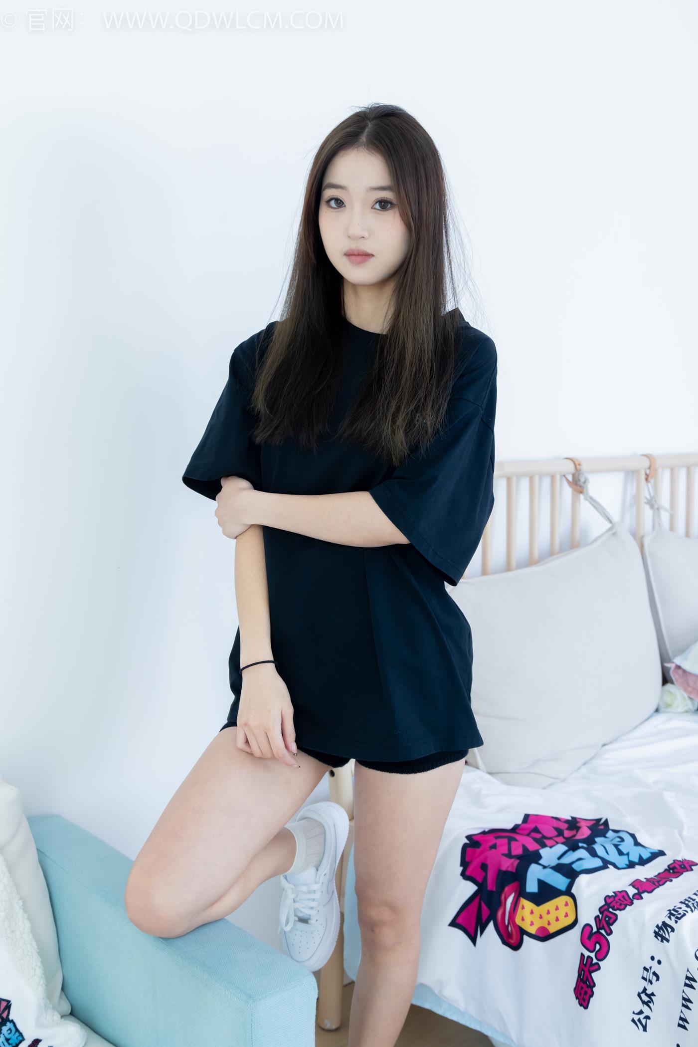 图片[8]-精选勿恋传媒 NO.2252 泛泛-板鞋、白棉袜、裸足[123P]-草丛看图