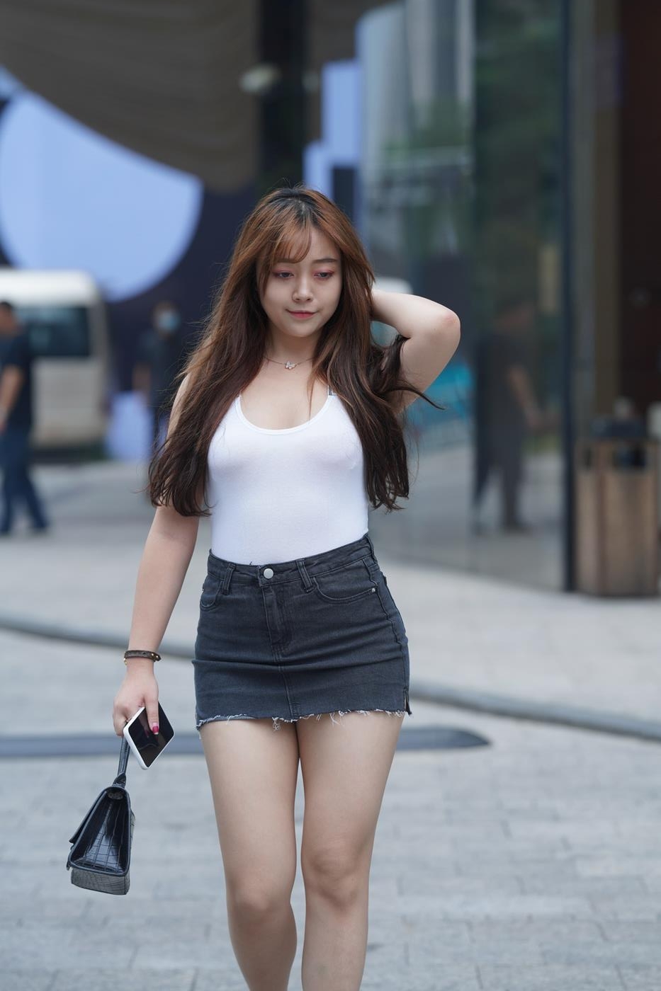 图片[2]-精选魔镜街拍 NO.131 微胖的牛仔短裙美女 [84P]-草丛看图