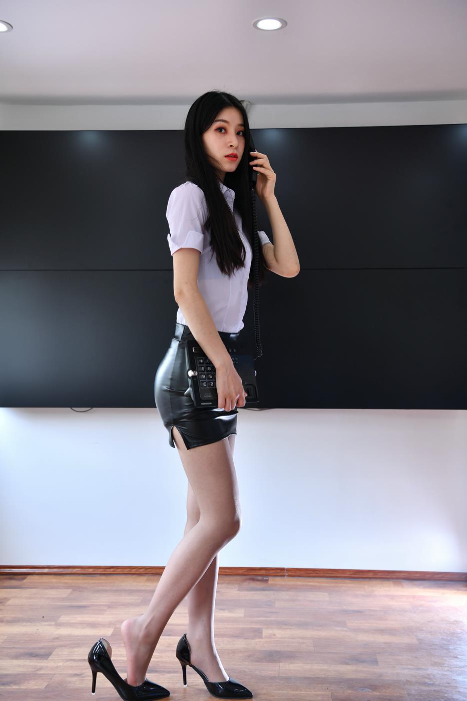 图片[6]-精选魔镜街拍 NO.142 被女上司留下了 [52P]-草丛看图