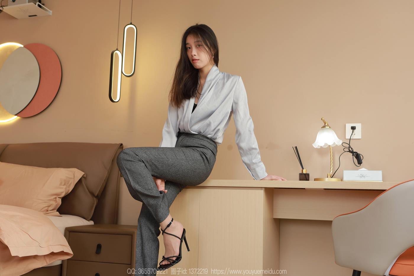 图片[3]-精选[IESS异思趣向] 2025.02.10 丝享家1973：小九《裤里丝（上）》[45P]-草丛看图