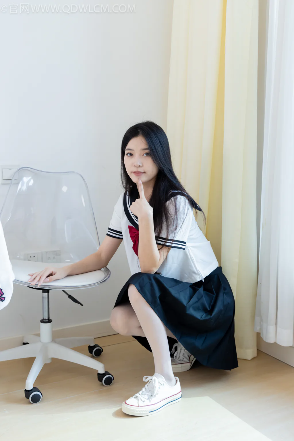 图片[7]-精选勿恋传媒 NO.2622 茯苓-帆布鞋、薄白丝、薄肉丝[160P]-草丛看图