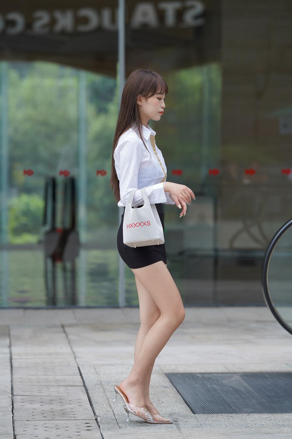 图片[3]-精选魔镜街拍 NO.151 至服长腿美女 [76P]-草丛看图