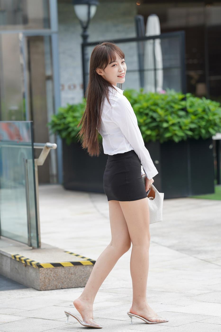 图片[7]-精选魔镜街拍 NO.151 至服长腿美女 [76P]-草丛看图