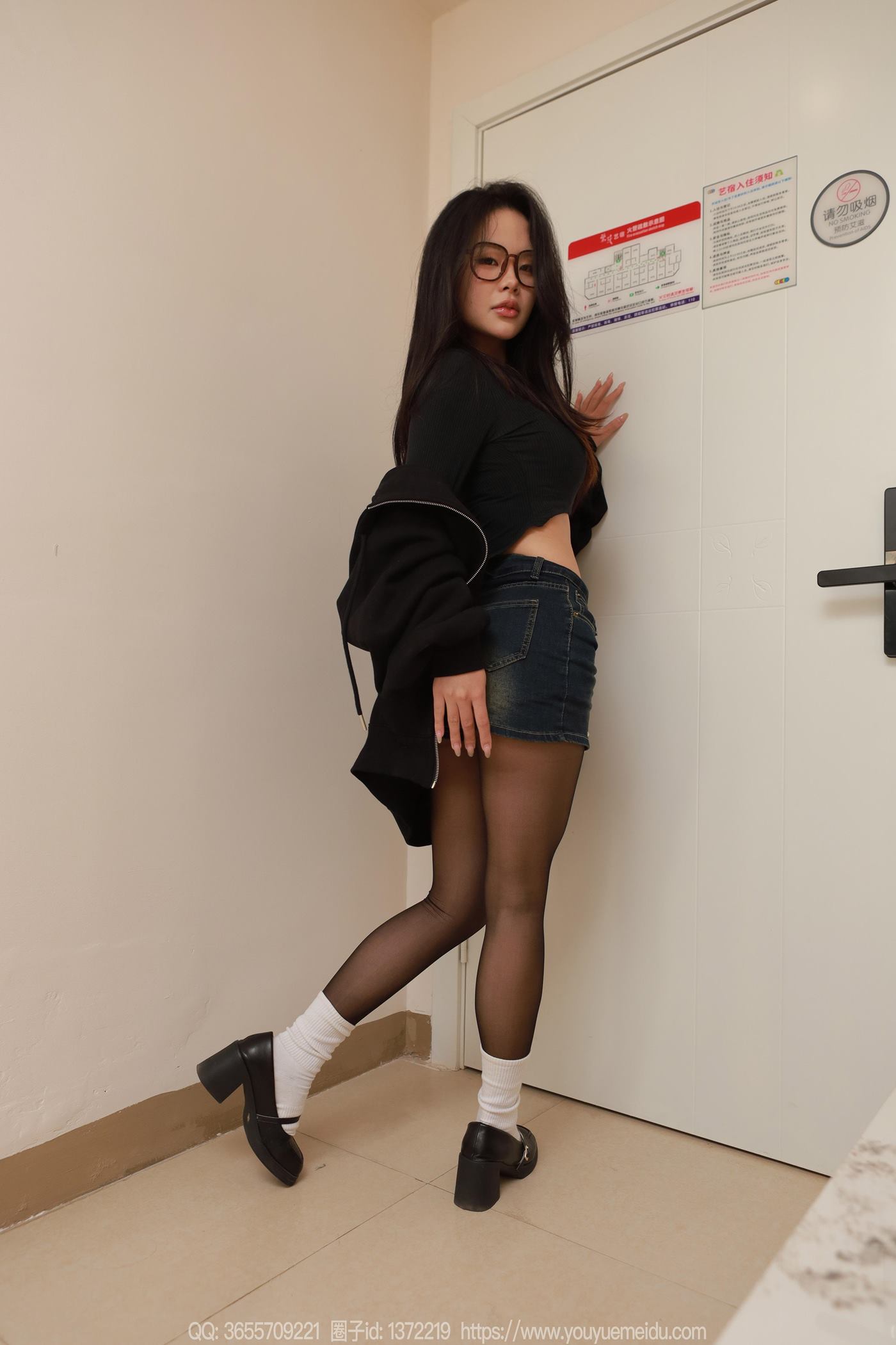 图片[8]-精选[IESS异思趣向] 2025.01.26 丝享家1960：兔兔《黑丝沙发》[88P]-草丛看图