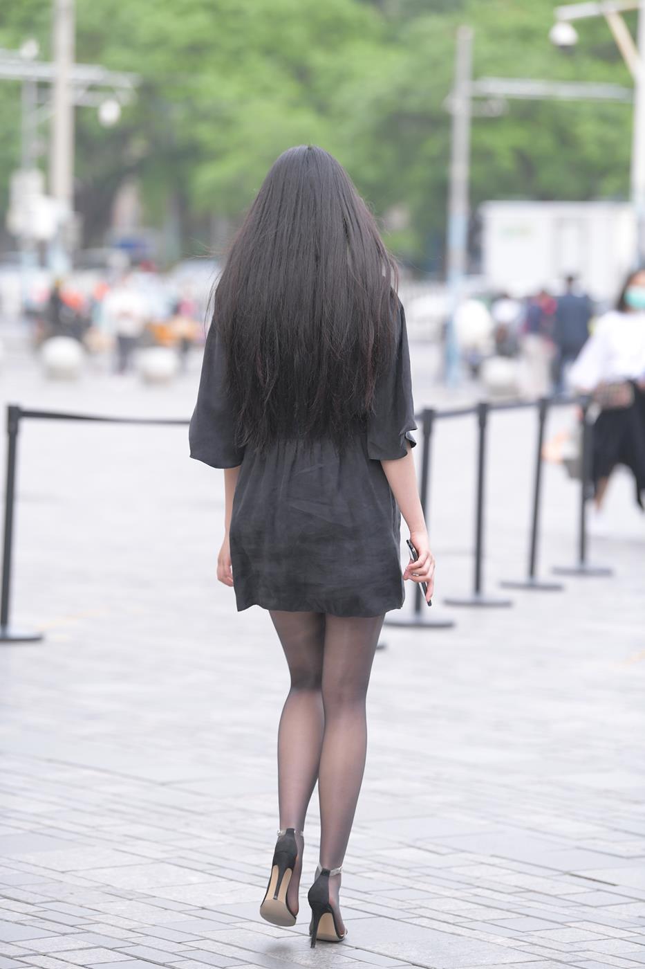 图片[7]-精选精选街拍作品 NO.1573 红石街拍作品 – 又遇黑丝美女[21P]-草丛看图