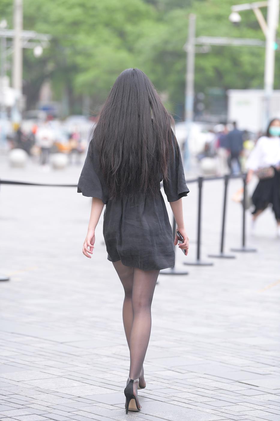 图片[8]-精选精选街拍作品 NO.1573 红石街拍作品 – 又遇黑丝美女[21P]-草丛看图