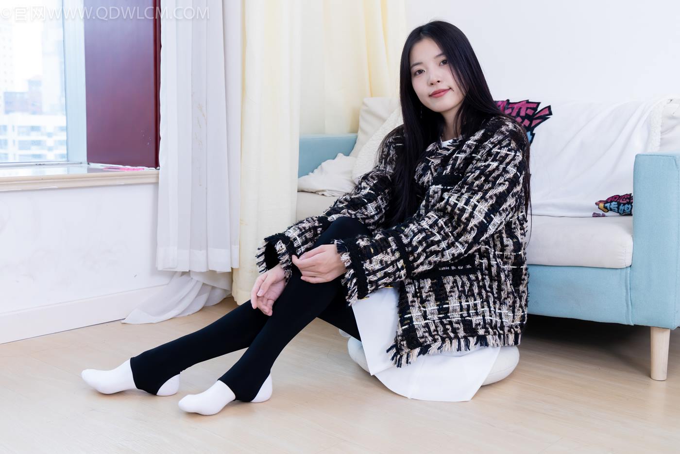 图片[2]-精选勿恋传媒 NO.2260 茯苓-板鞋、黑色踩脚裤、白棉袜[110P]-草丛看图