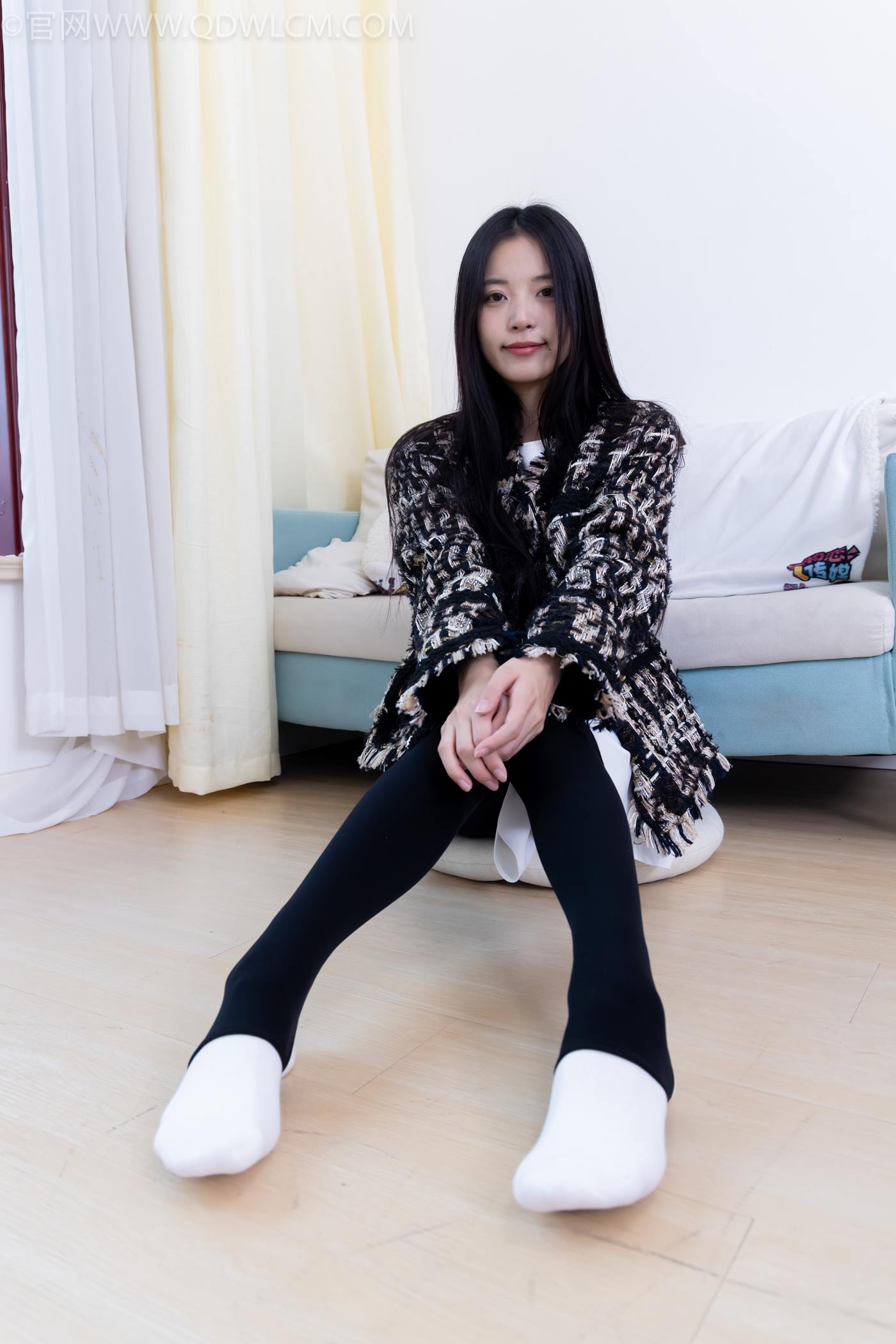 图片[3]-精选勿恋传媒 NO.2260 茯苓-板鞋、黑色踩脚裤、白棉袜[110P]-草丛看图