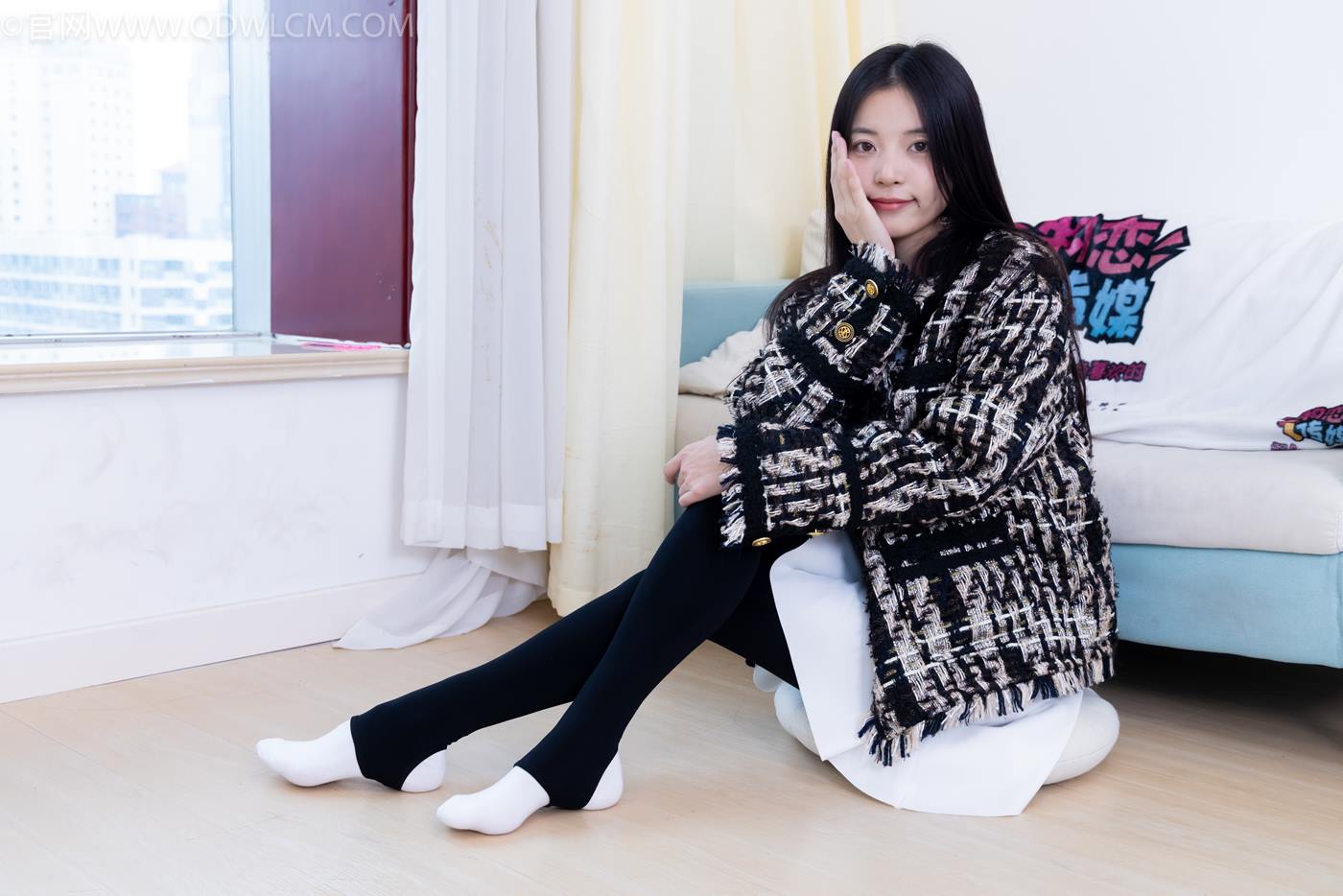 图片[1]-精选勿恋传媒 NO.2260 茯苓-板鞋、黑色踩脚裤、白棉袜[110P]-草丛看图