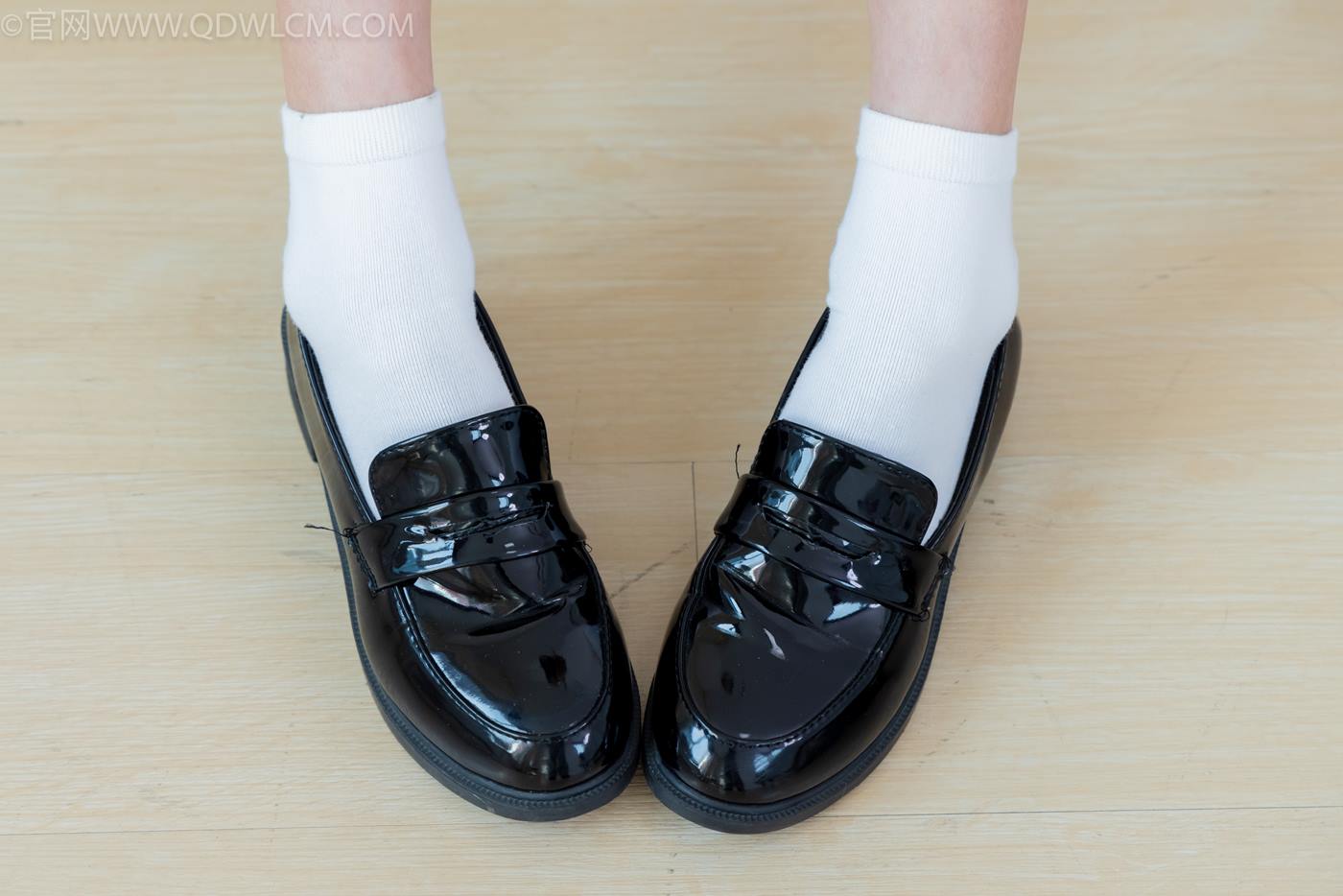 图片[5]-精选勿恋传媒 NO.2274 茯苓-皮鞋、白棉袜、裸足[122P]-草丛看图