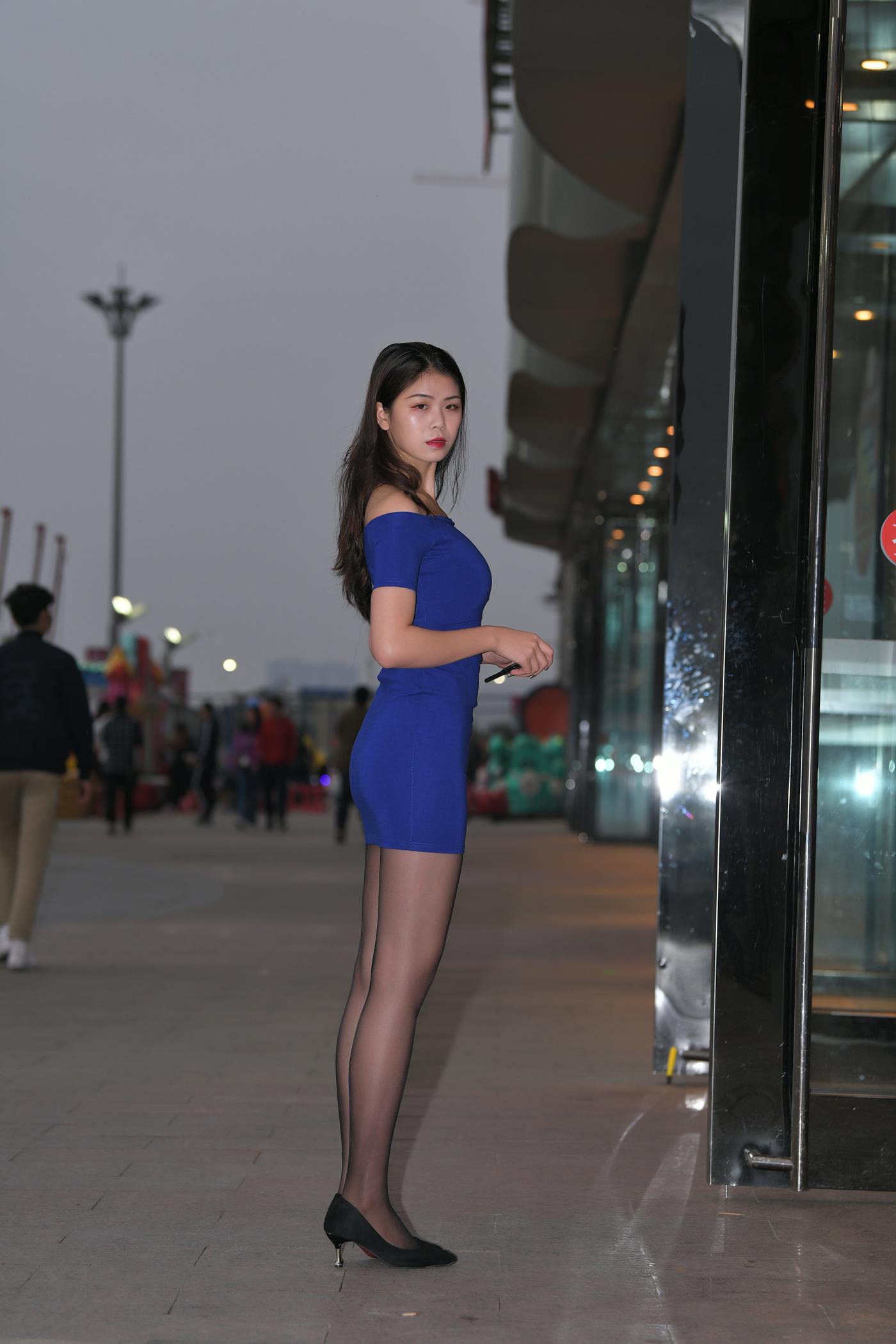 图片[3]-精选魔镜街拍 NO.102 表姐包臀裙开叉丝袜 [60P]-草丛看图